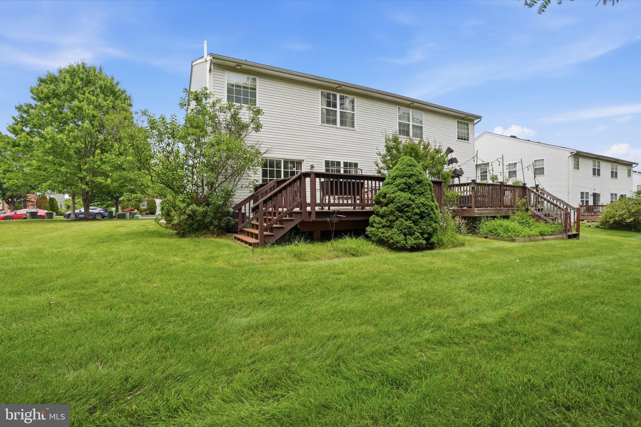 SUMMER LEA - Residential