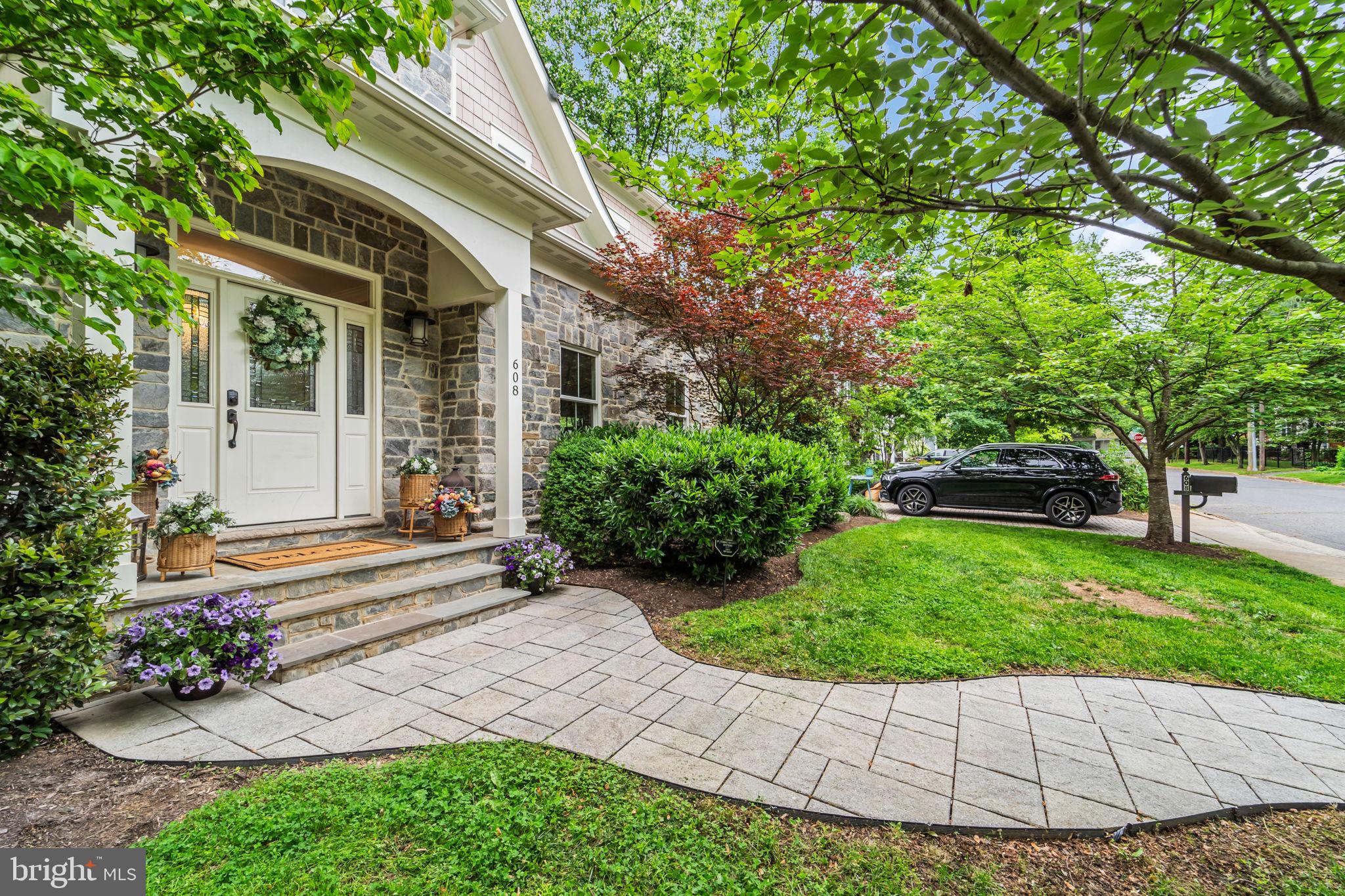 WOODLAND - Residential