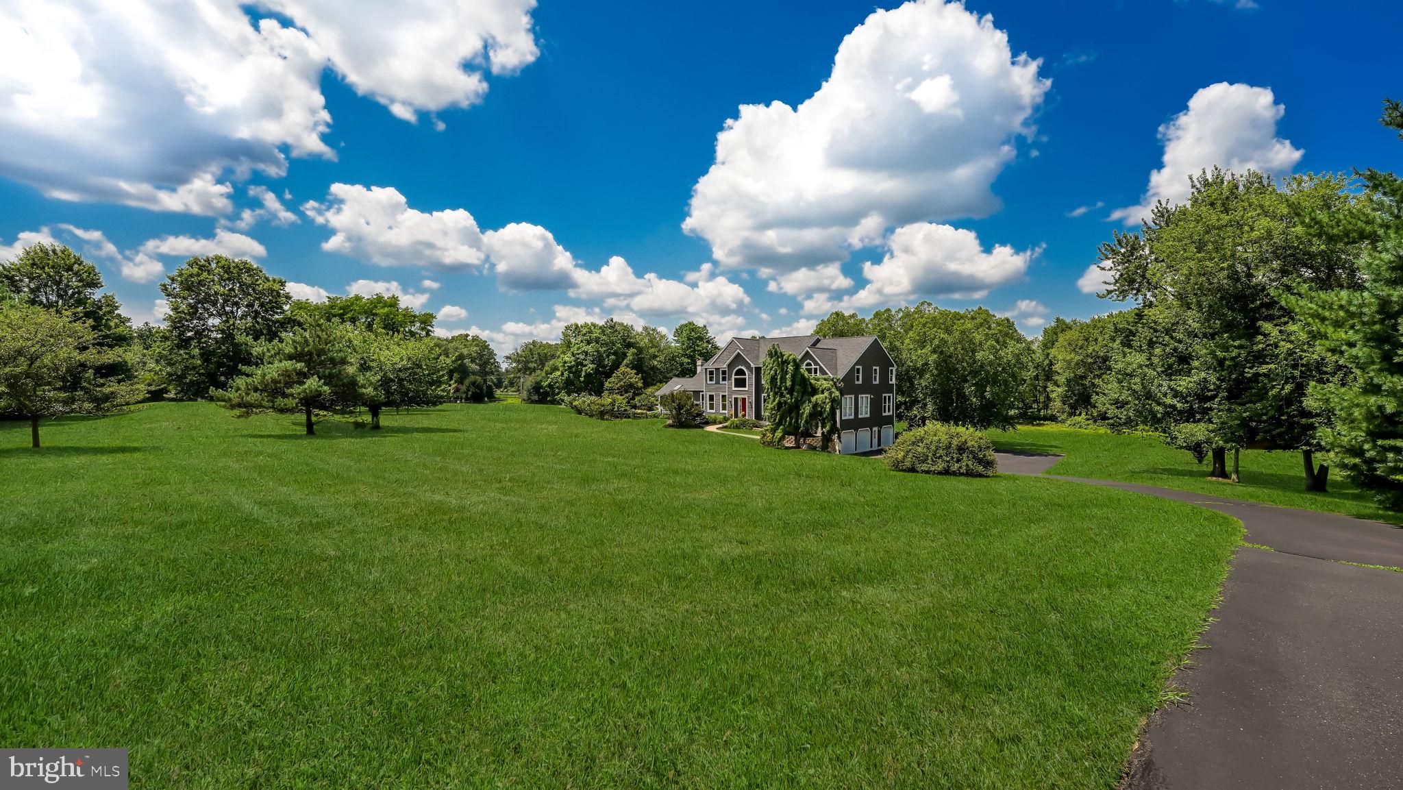 FOX HILL FARMS - Residential