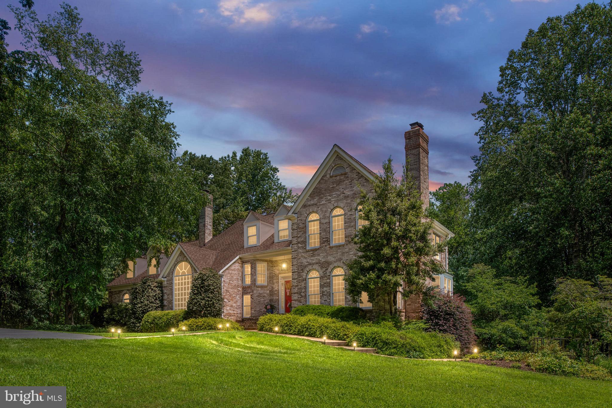 DOMINION HUNT ESTS - Residential