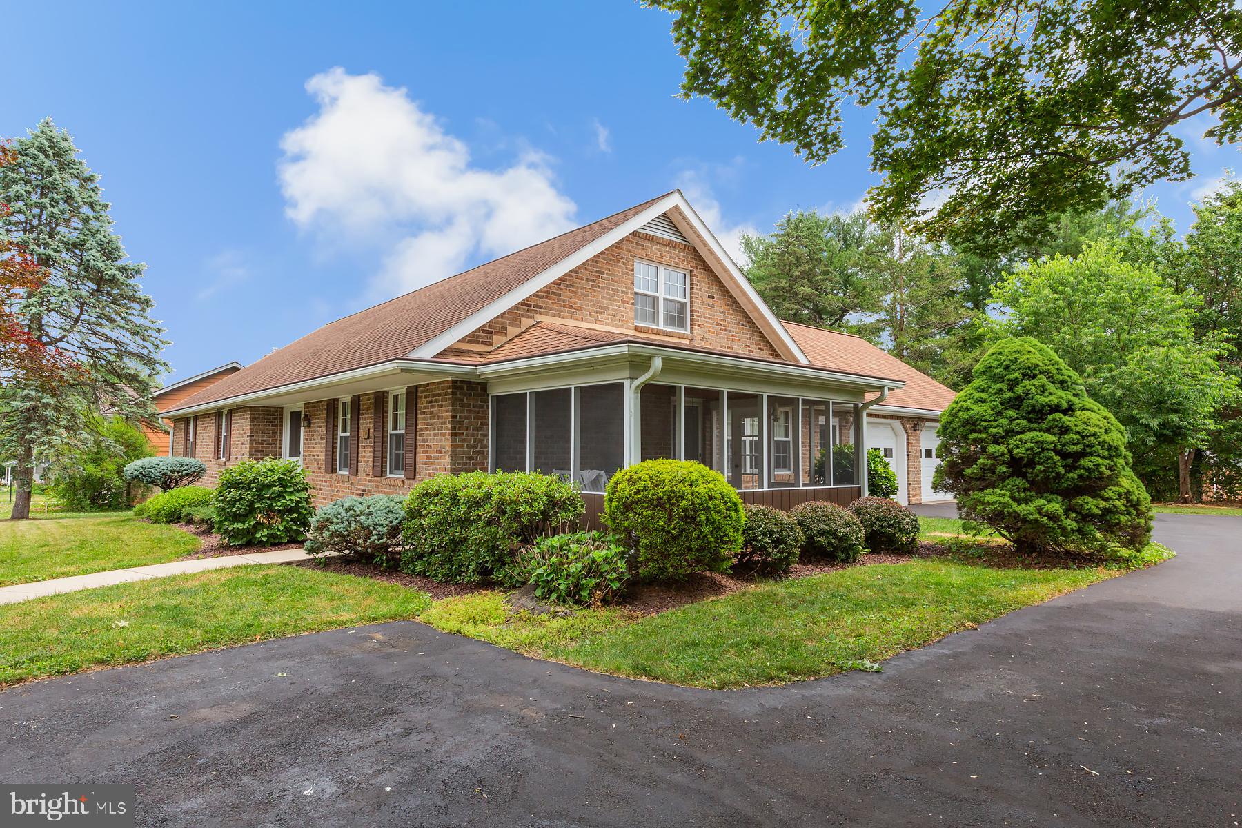 BARRCREST - Residential