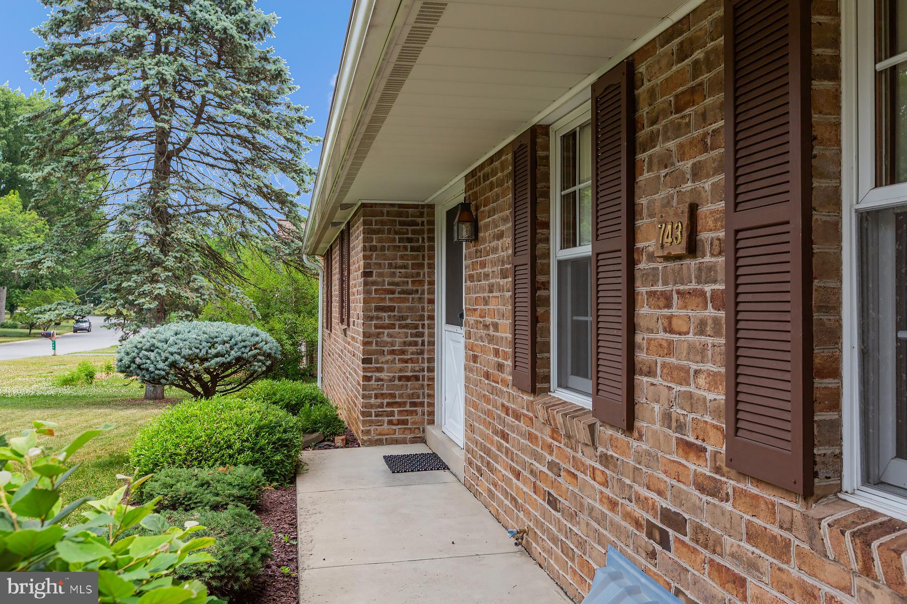 BARRCREST - Residential