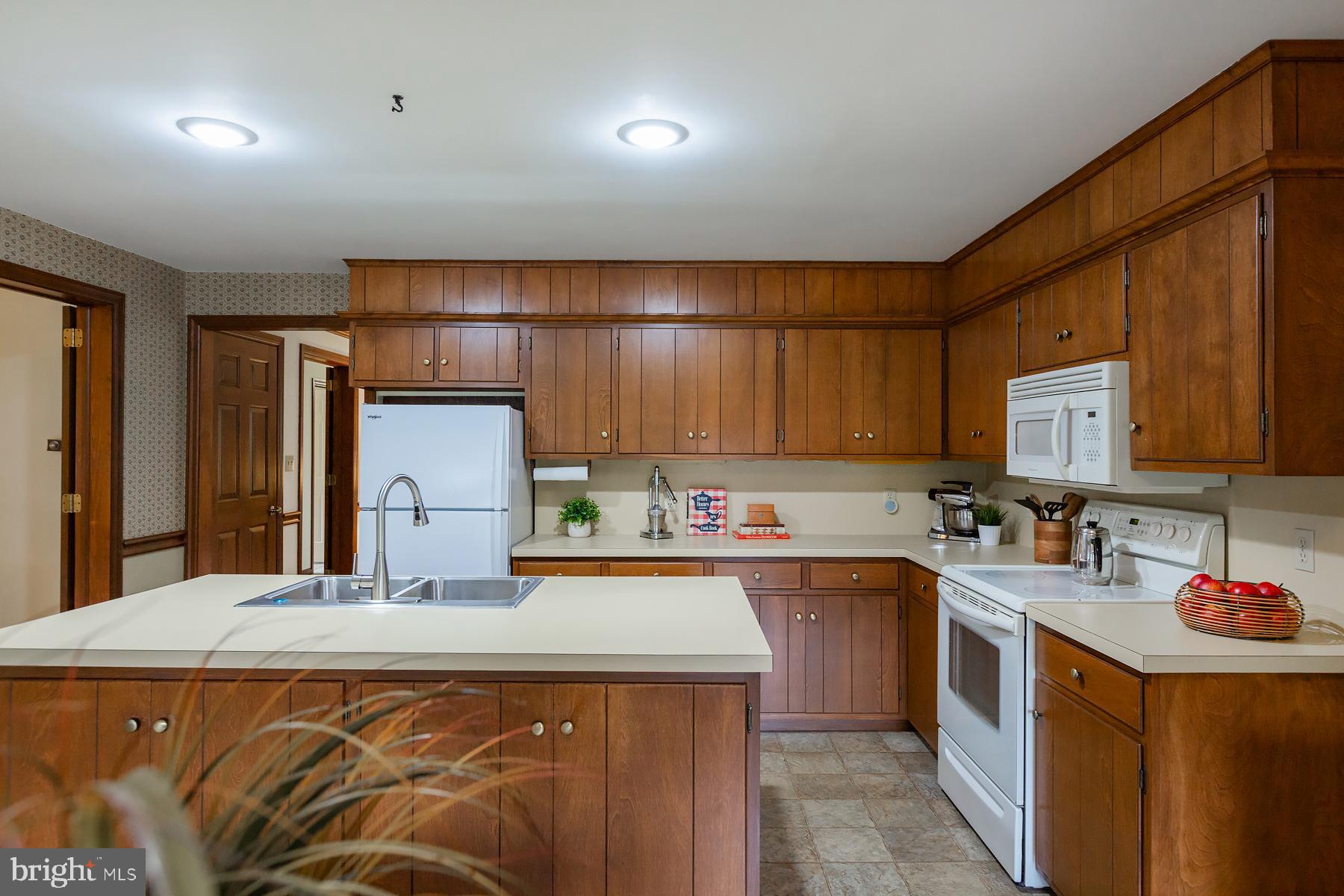 BARRCREST - Residential