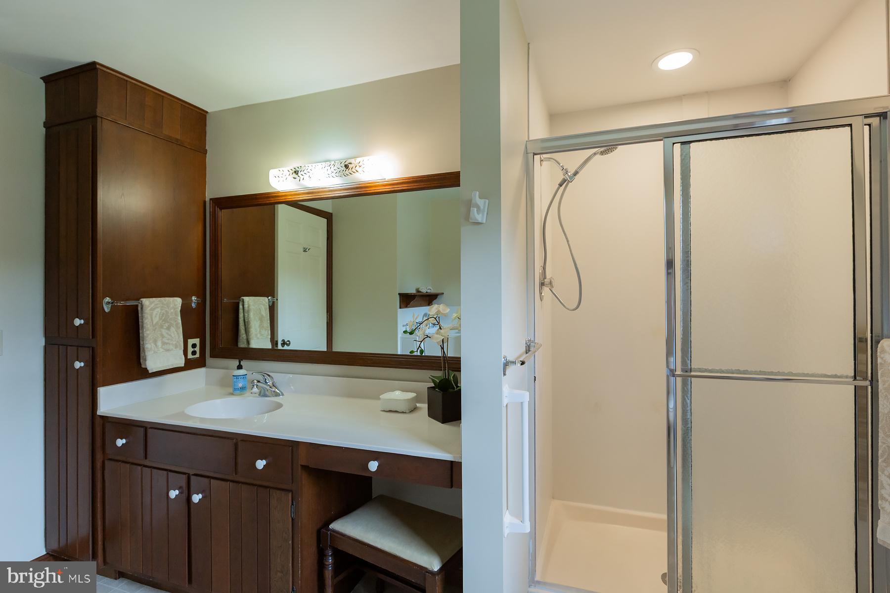 BARRCREST - Residential