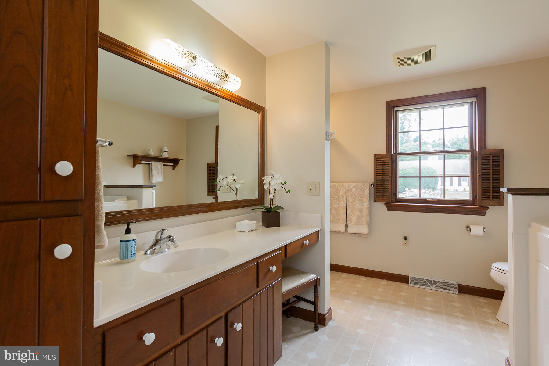 BARRCREST - Residential