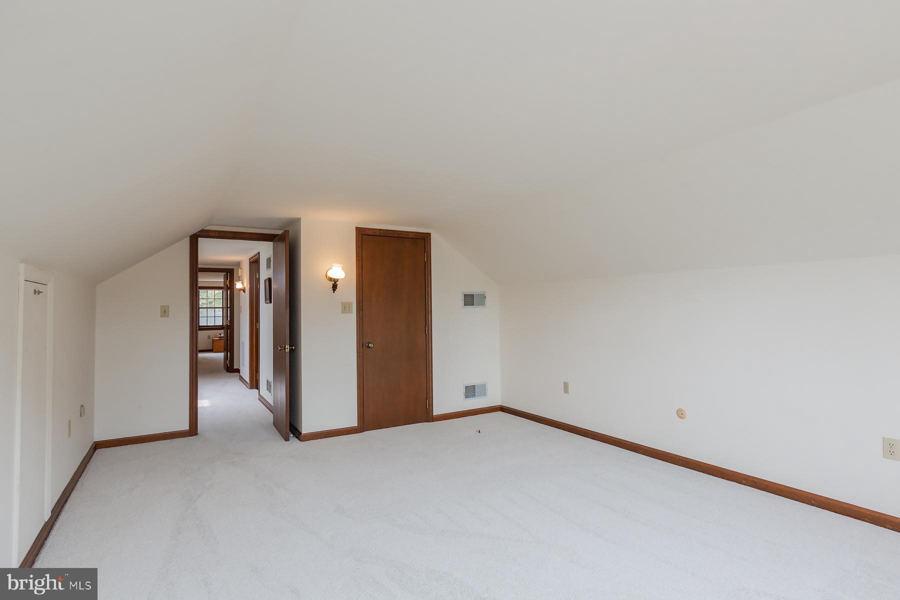 BARRCREST - Residential