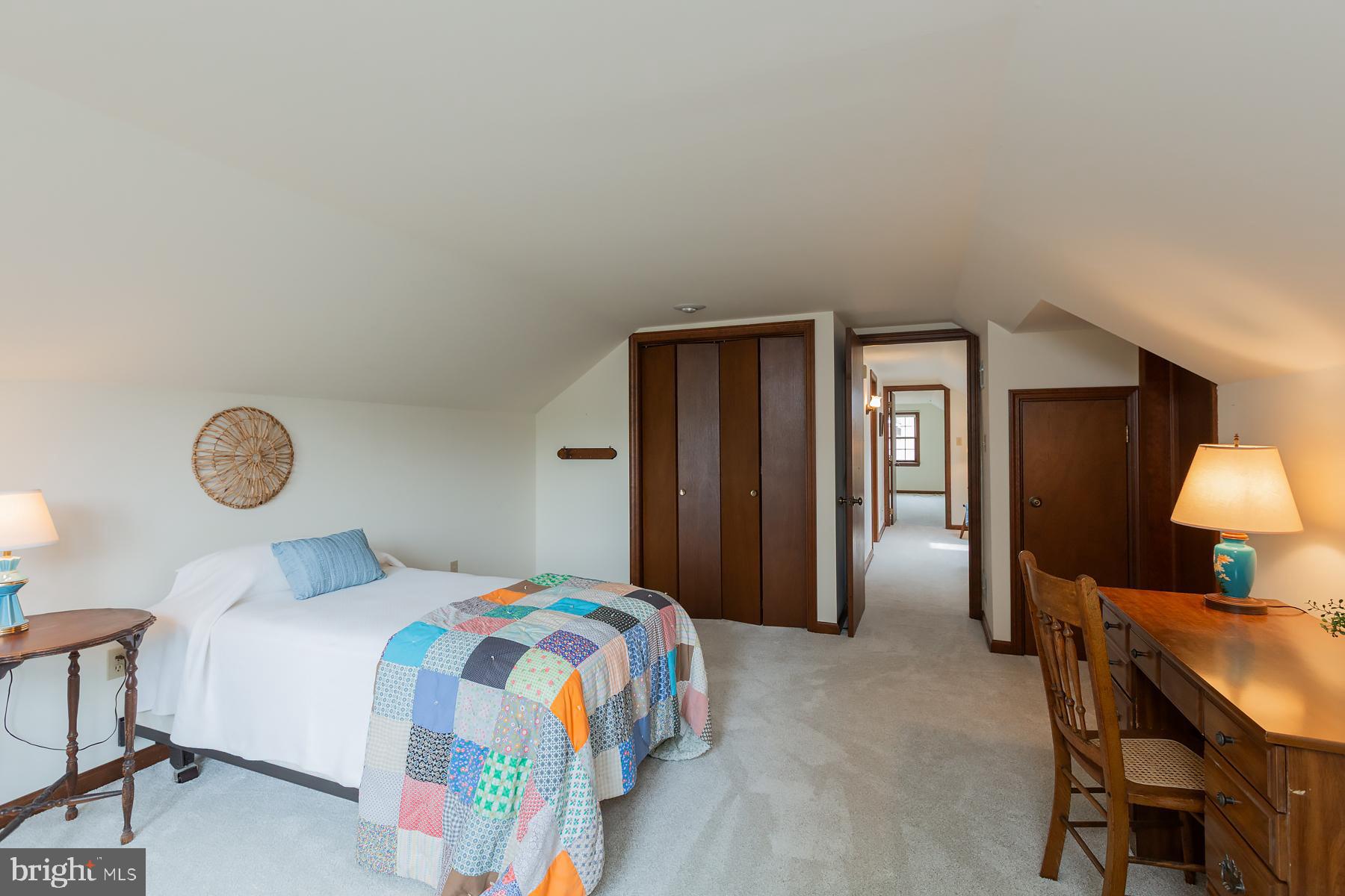 BARRCREST - Residential
