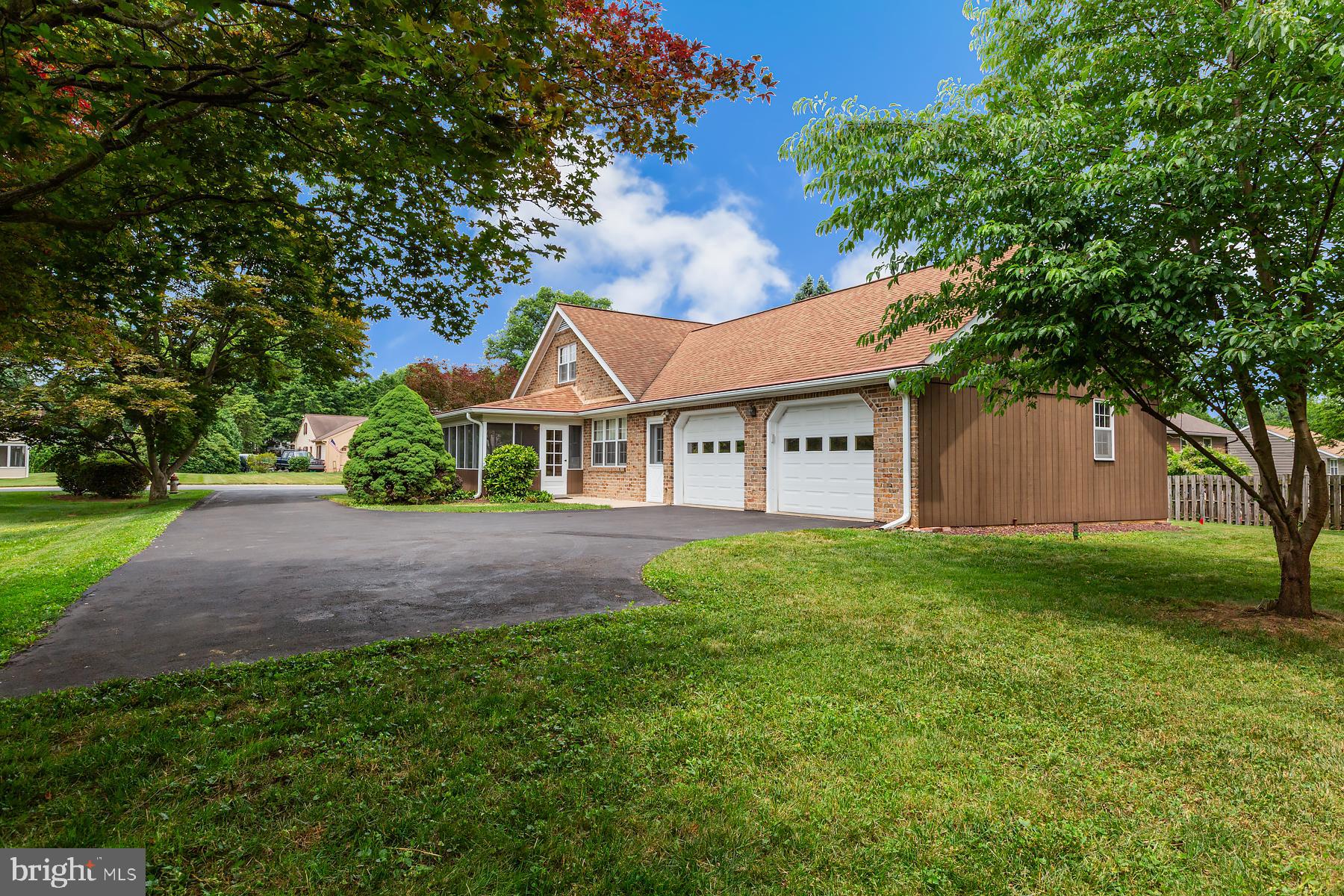 BARRCREST - Residential