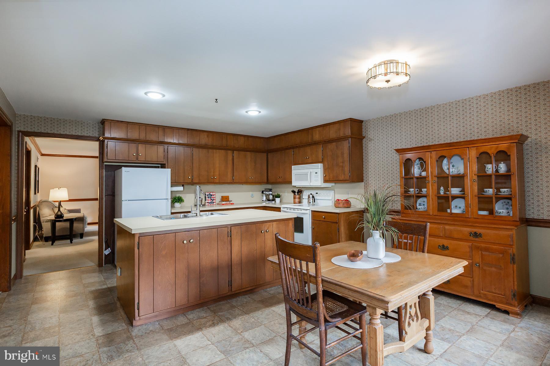 BARRCREST - Residential