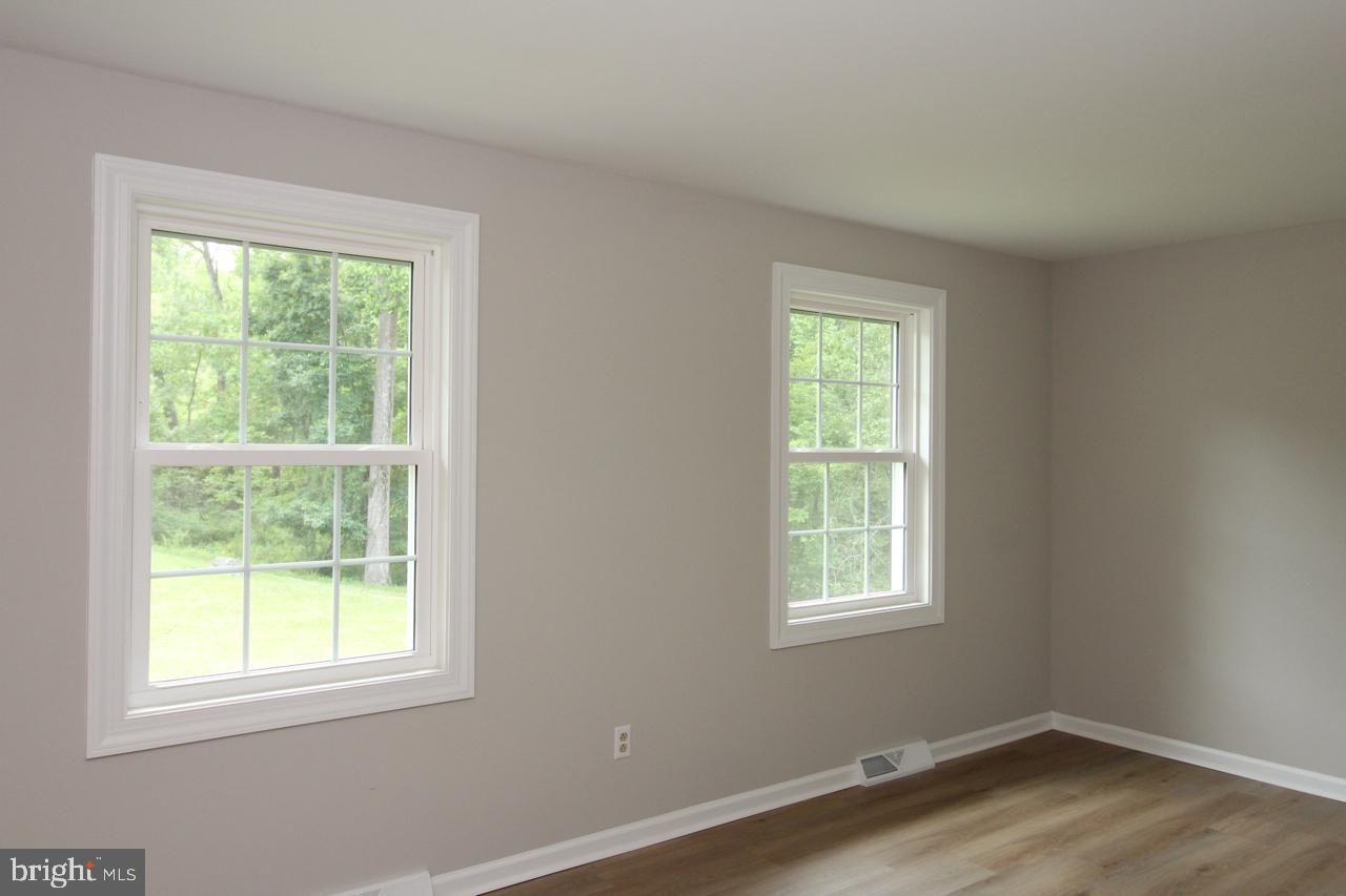 MERLIN HILLS - Residential