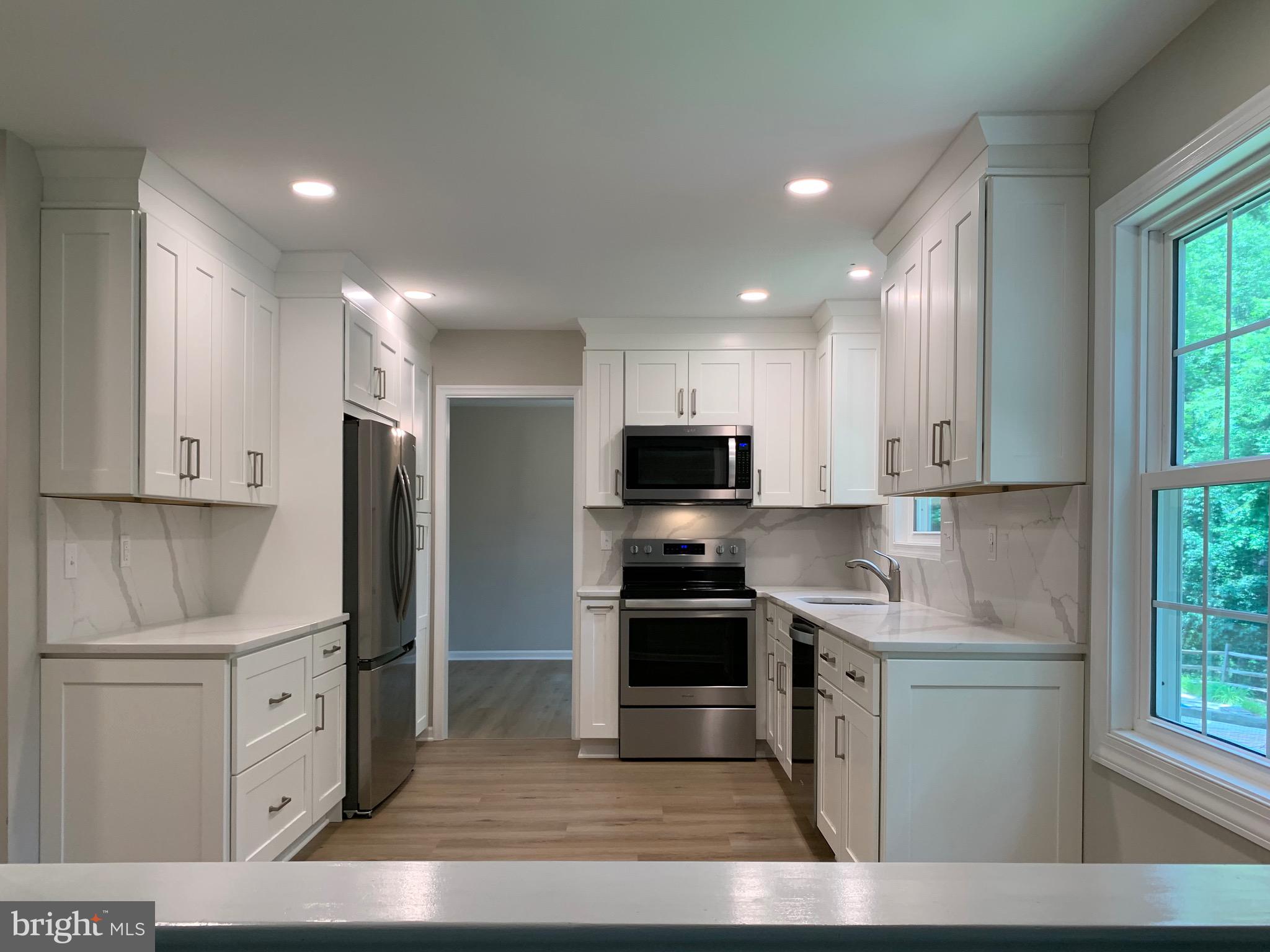MERLIN HILLS - Residential