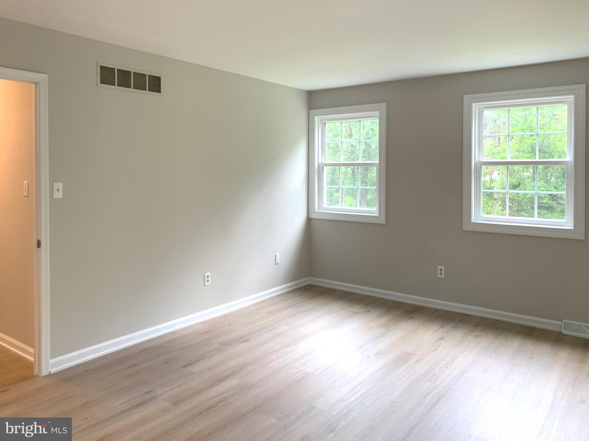 MERLIN HILLS - Residential