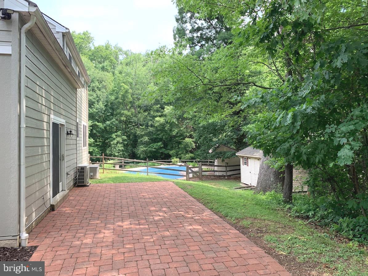 MERLIN HILLS - Residential