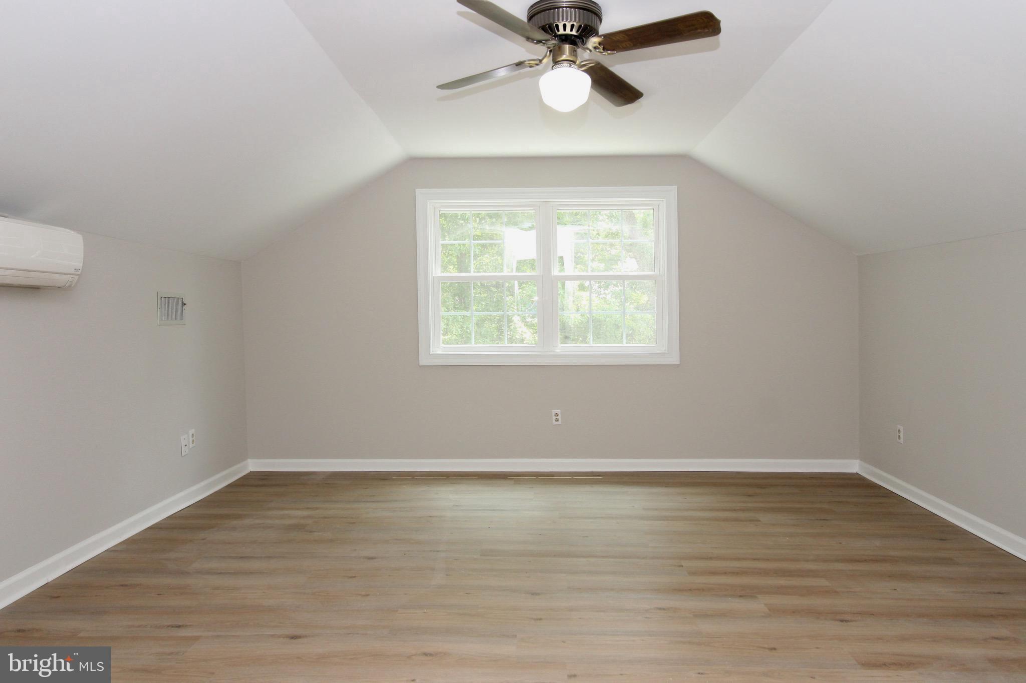 MERLIN HILLS - Residential