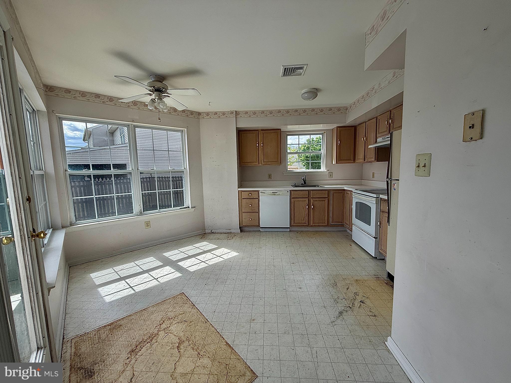 WALNUT BANK FARMS - Residential