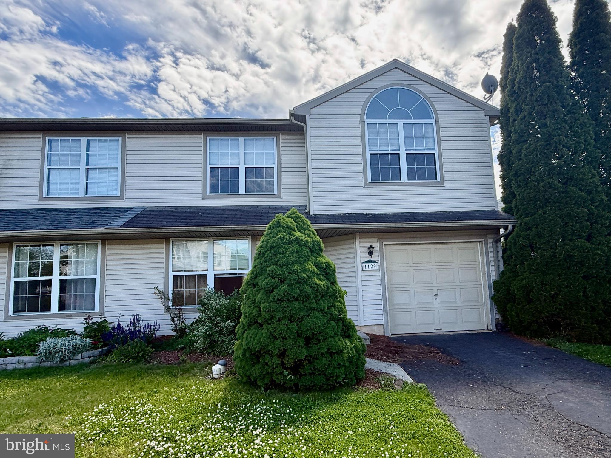 WALNUT BANK FARMS - Residential