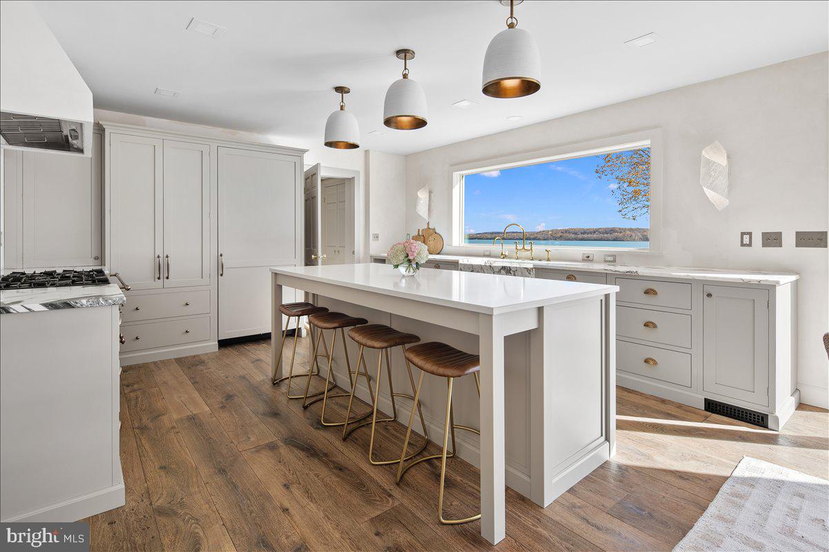 BELLE RIVE - Residential