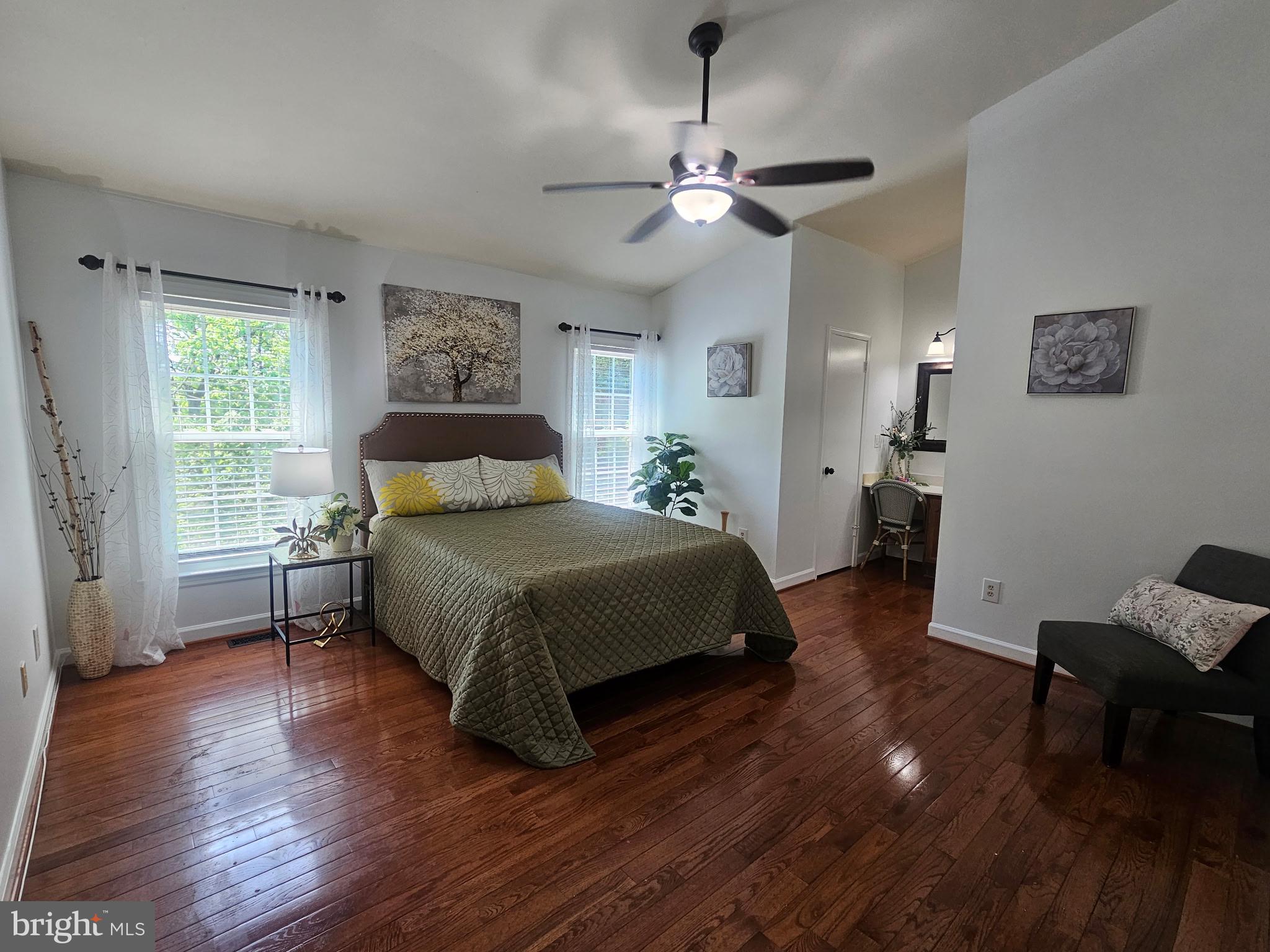 LAUREL LAKES - Residential