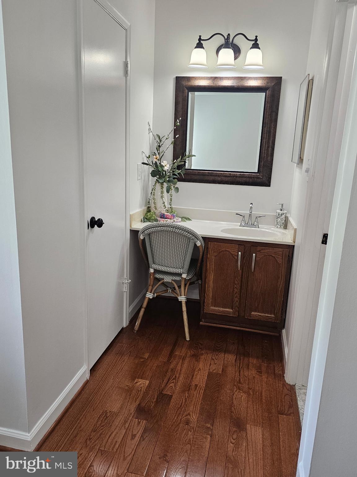 LAUREL LAKES - Residential