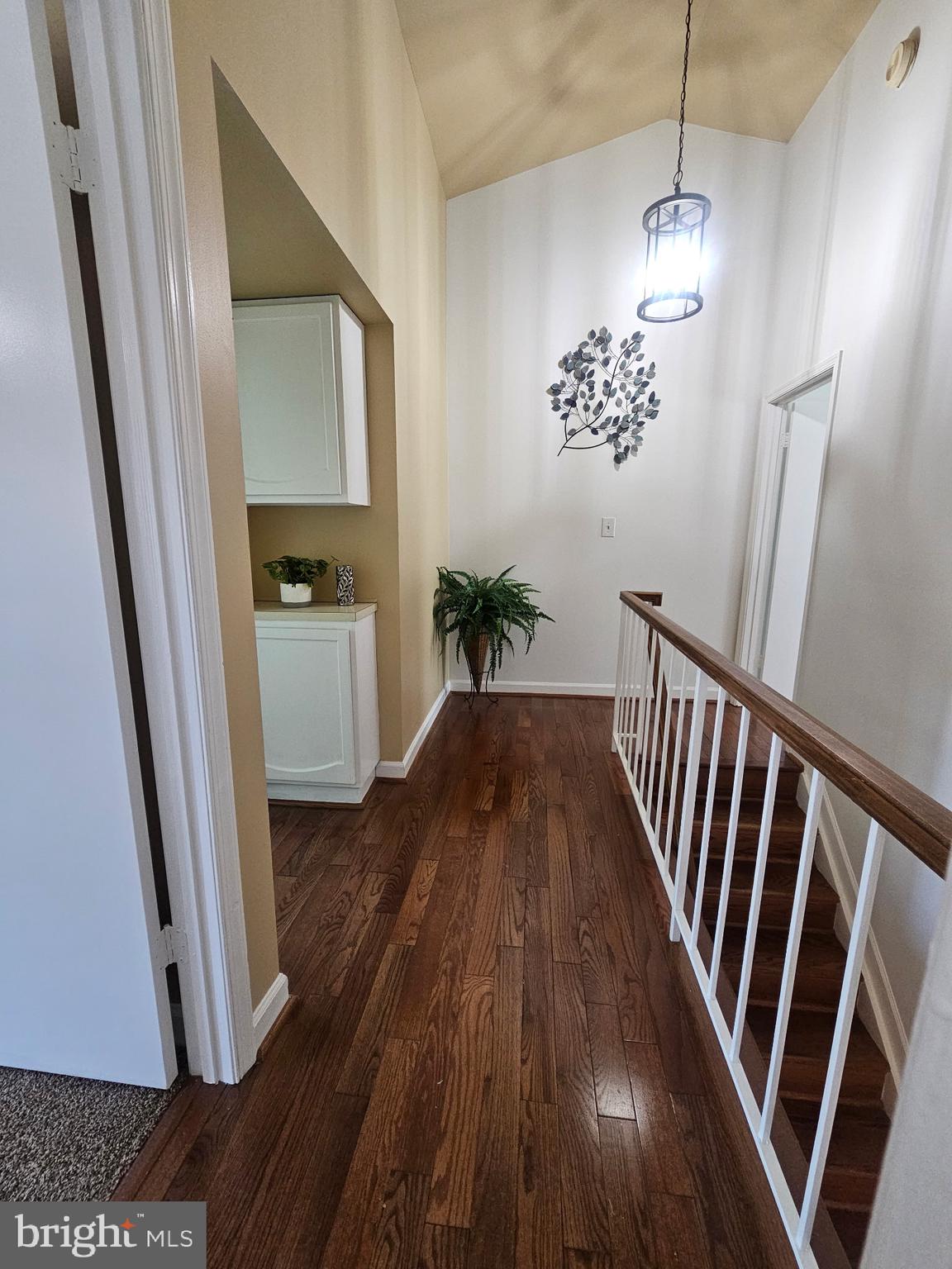 LAUREL LAKES - Residential