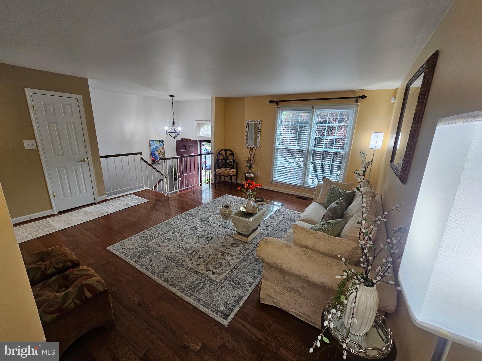 LAUREL LAKES - Residential