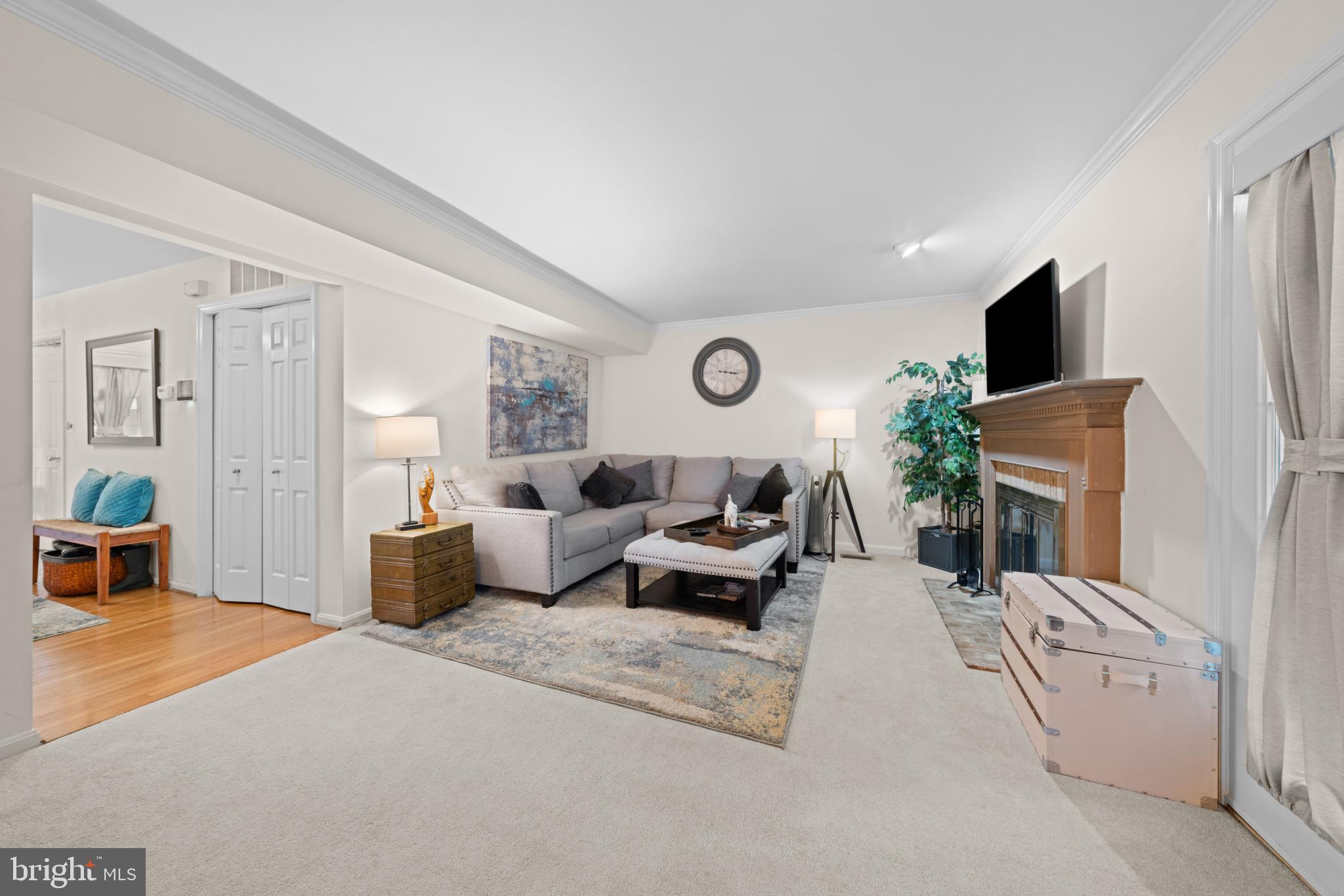 HIGHLAND HALL - Residential