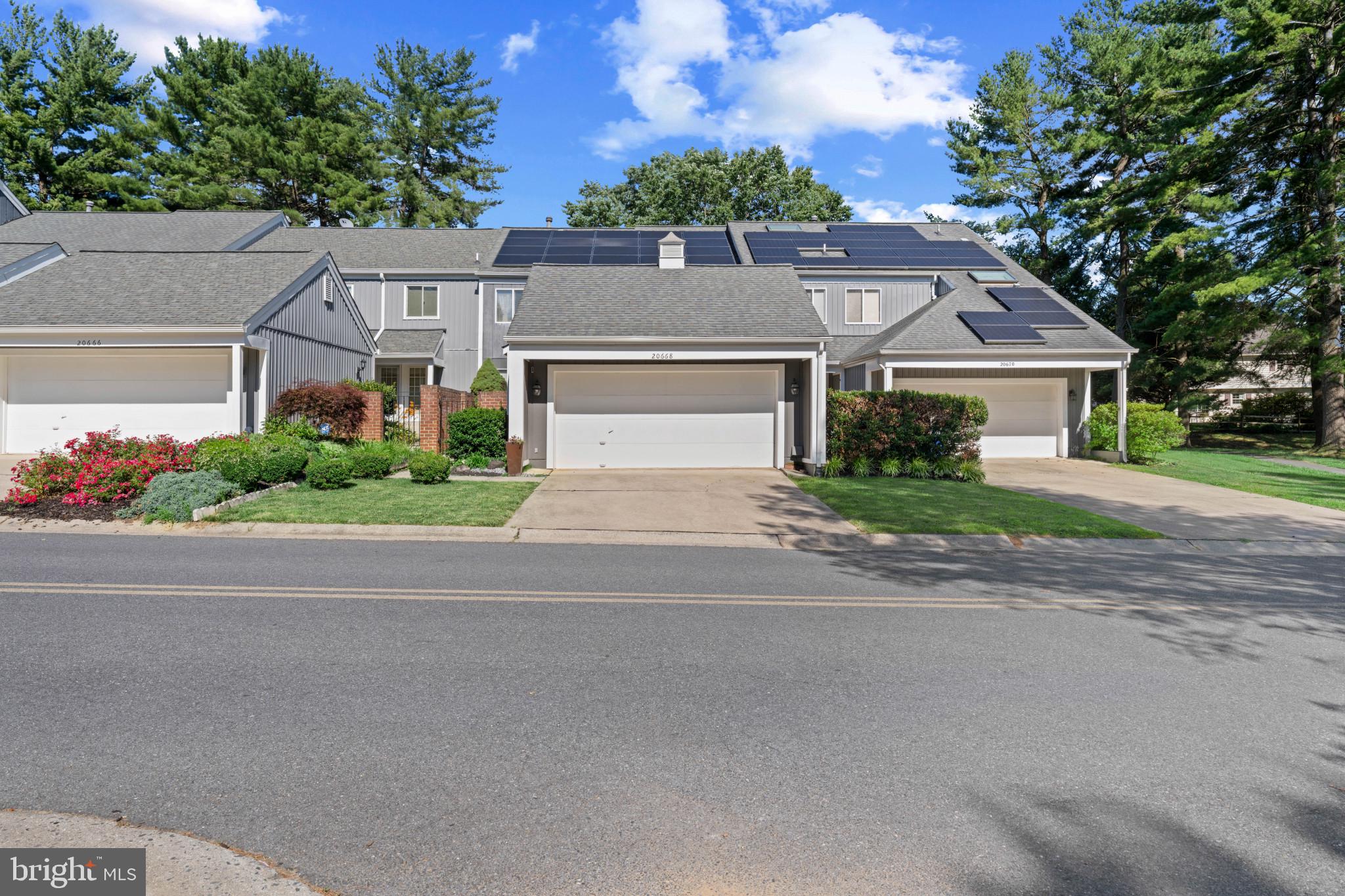 HIGHLAND HALL - Residential
