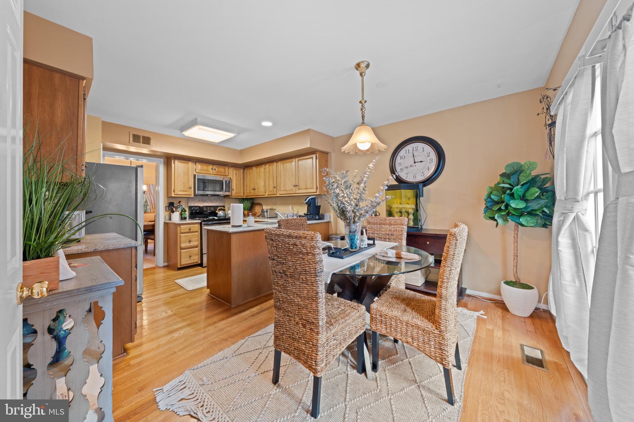 HIGHLAND HALL - Residential