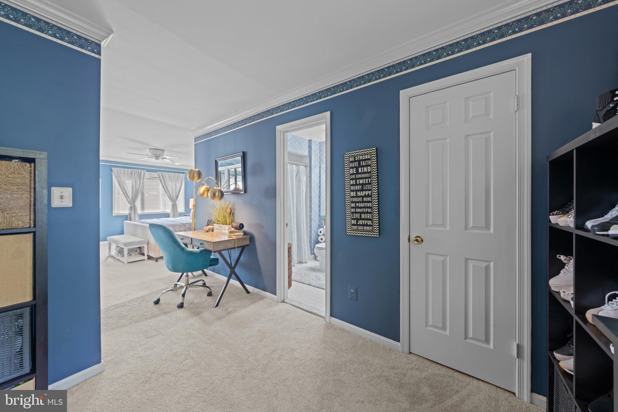 HIGHLAND HALL - Residential