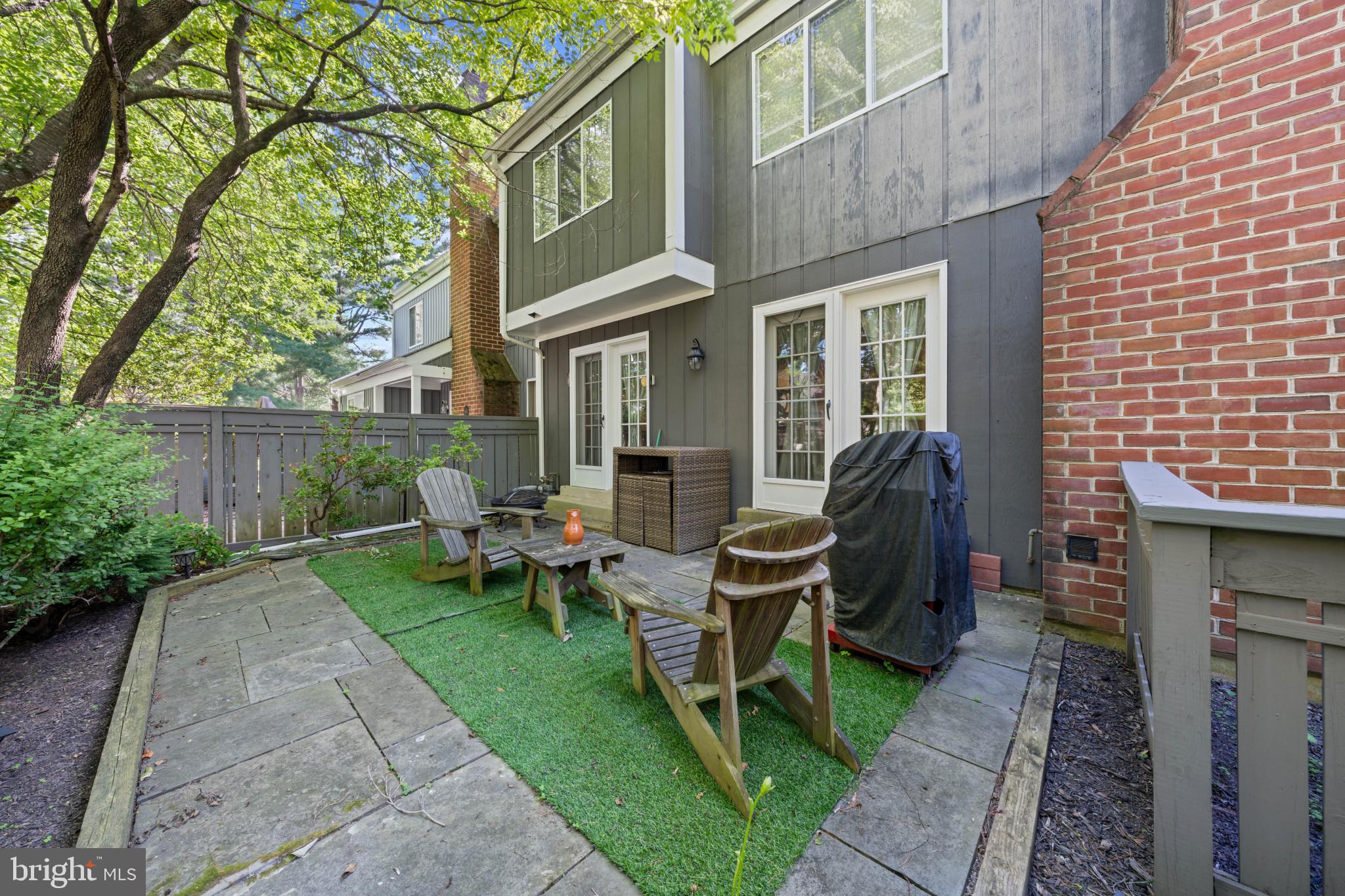 HIGHLAND HALL - Residential