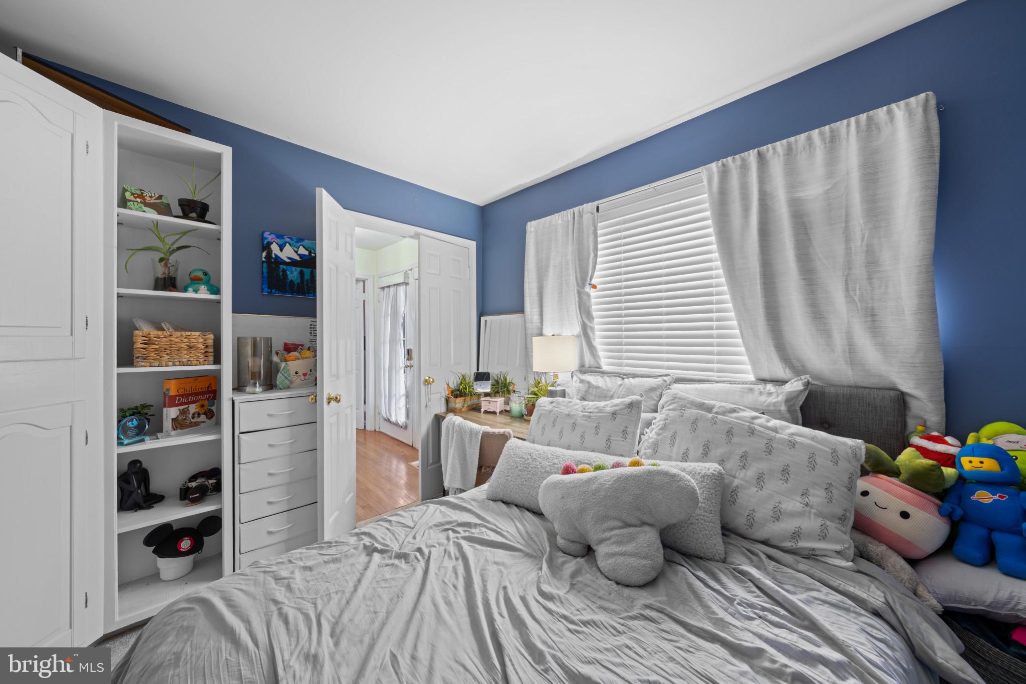 HIGHLAND HALL - Residential