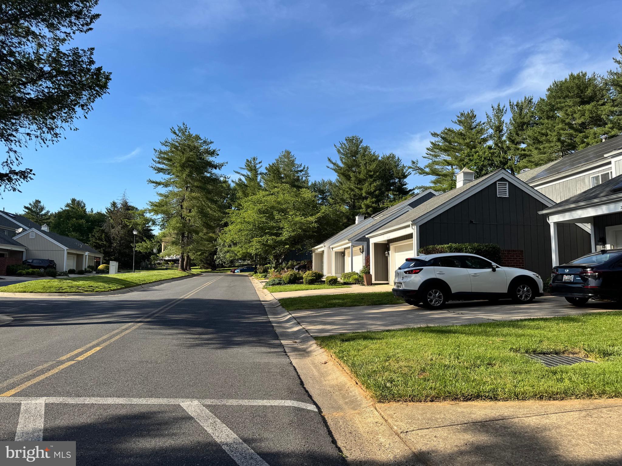 HIGHLAND HALL - Residential