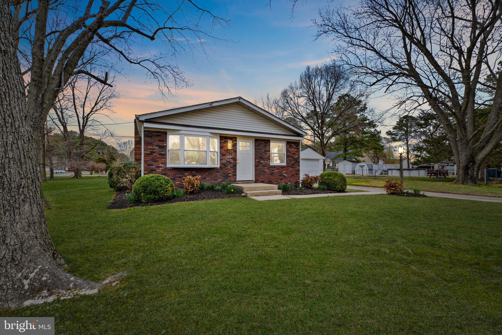 KENT ISLAND ESTATES - Residential
