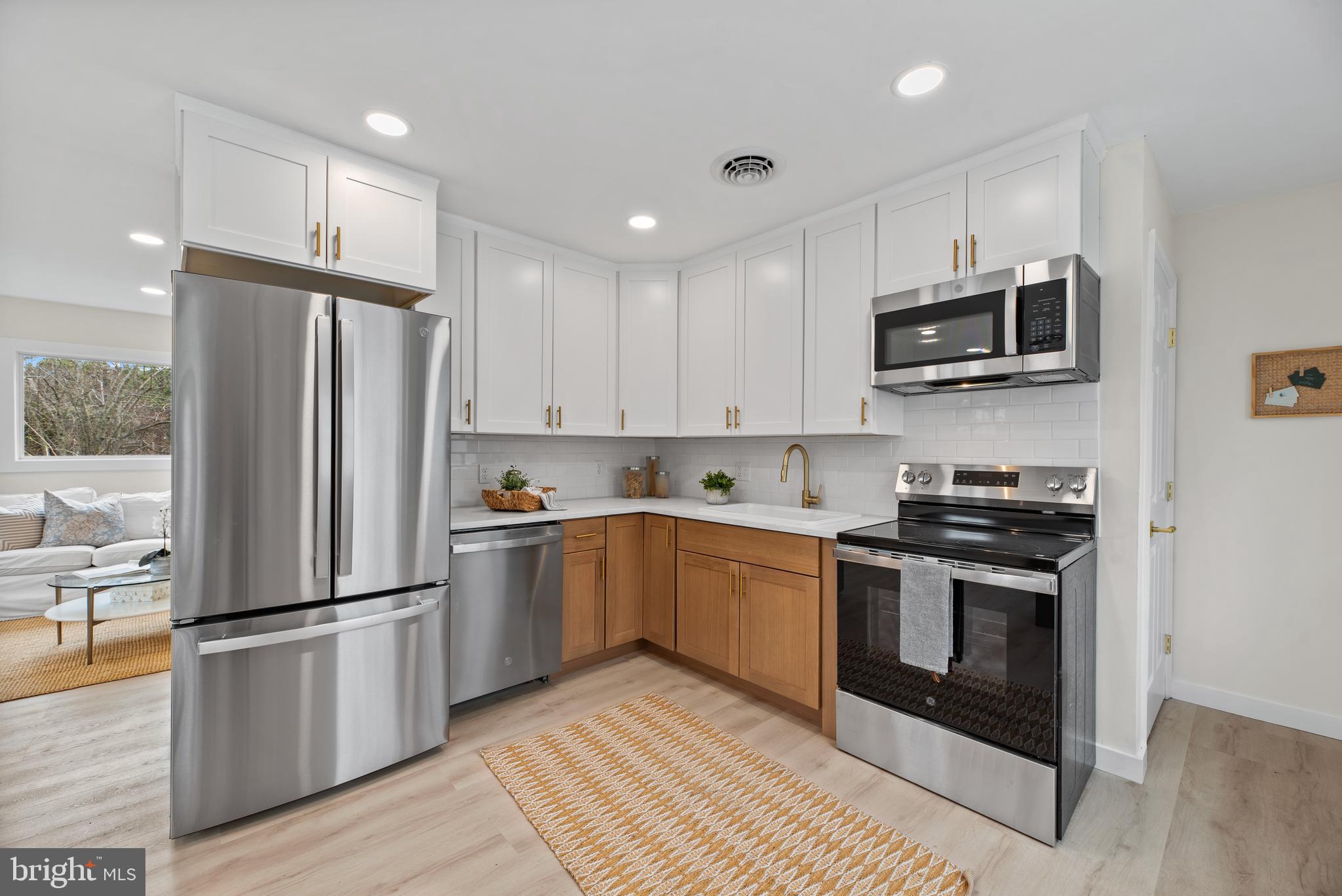 KENT ISLAND ESTATES - Residential
