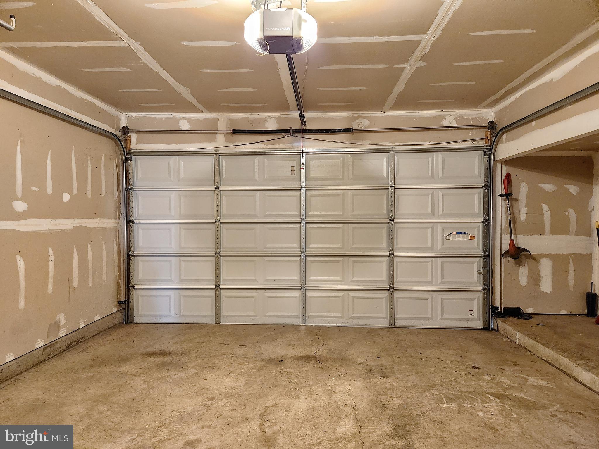DEERFIELD RIDGE - Residential