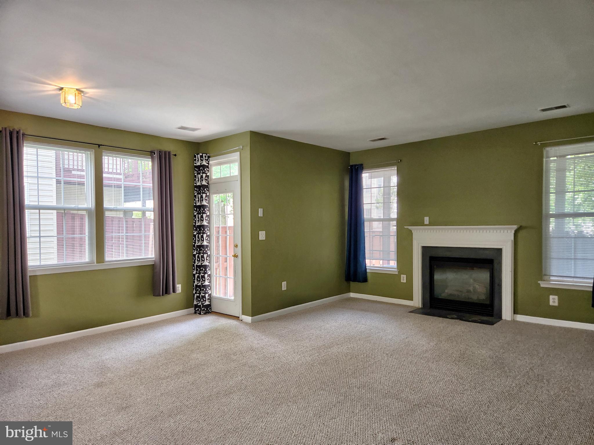 DEERFIELD RIDGE - Residential