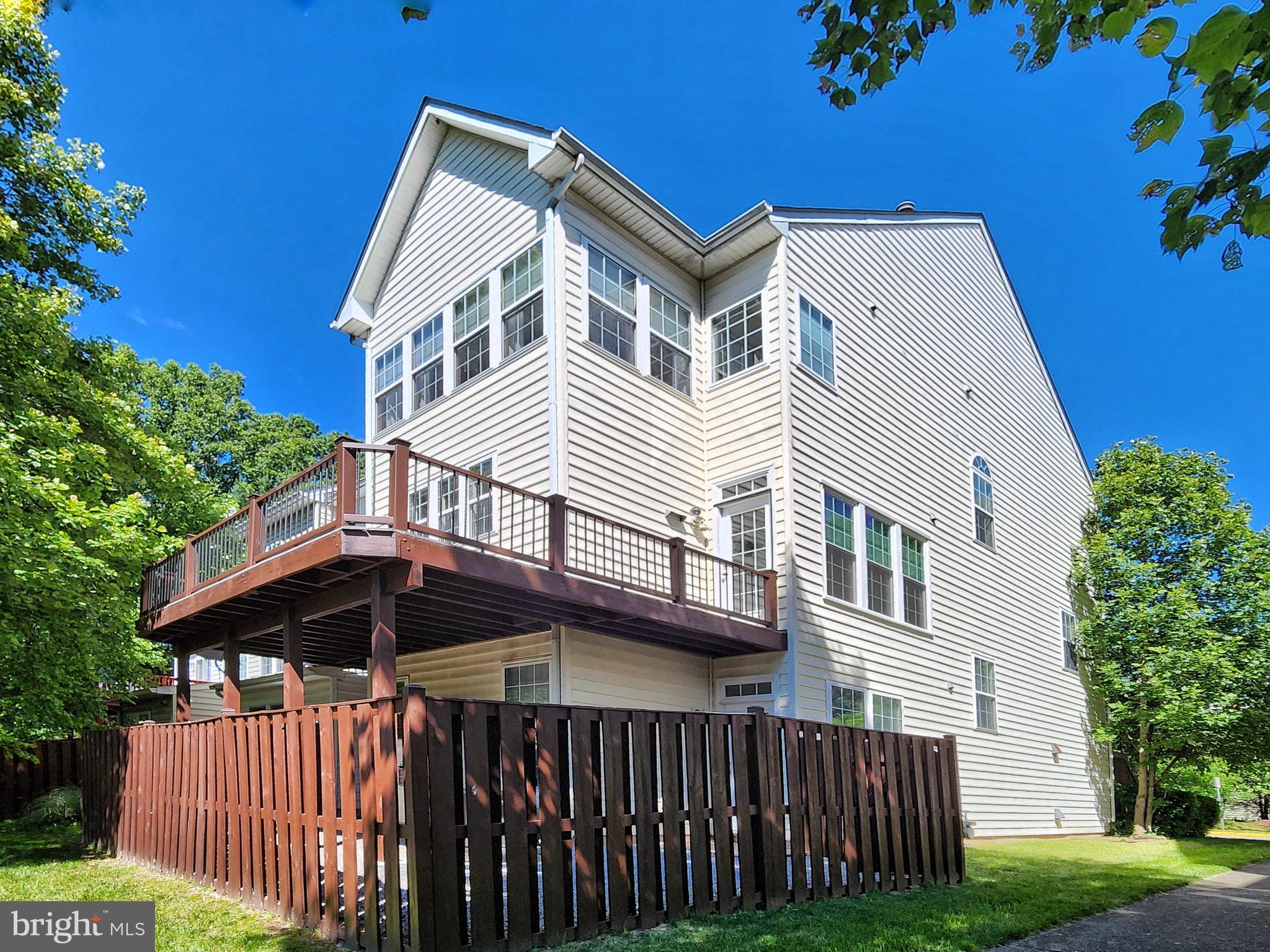 DEERFIELD RIDGE - Residential