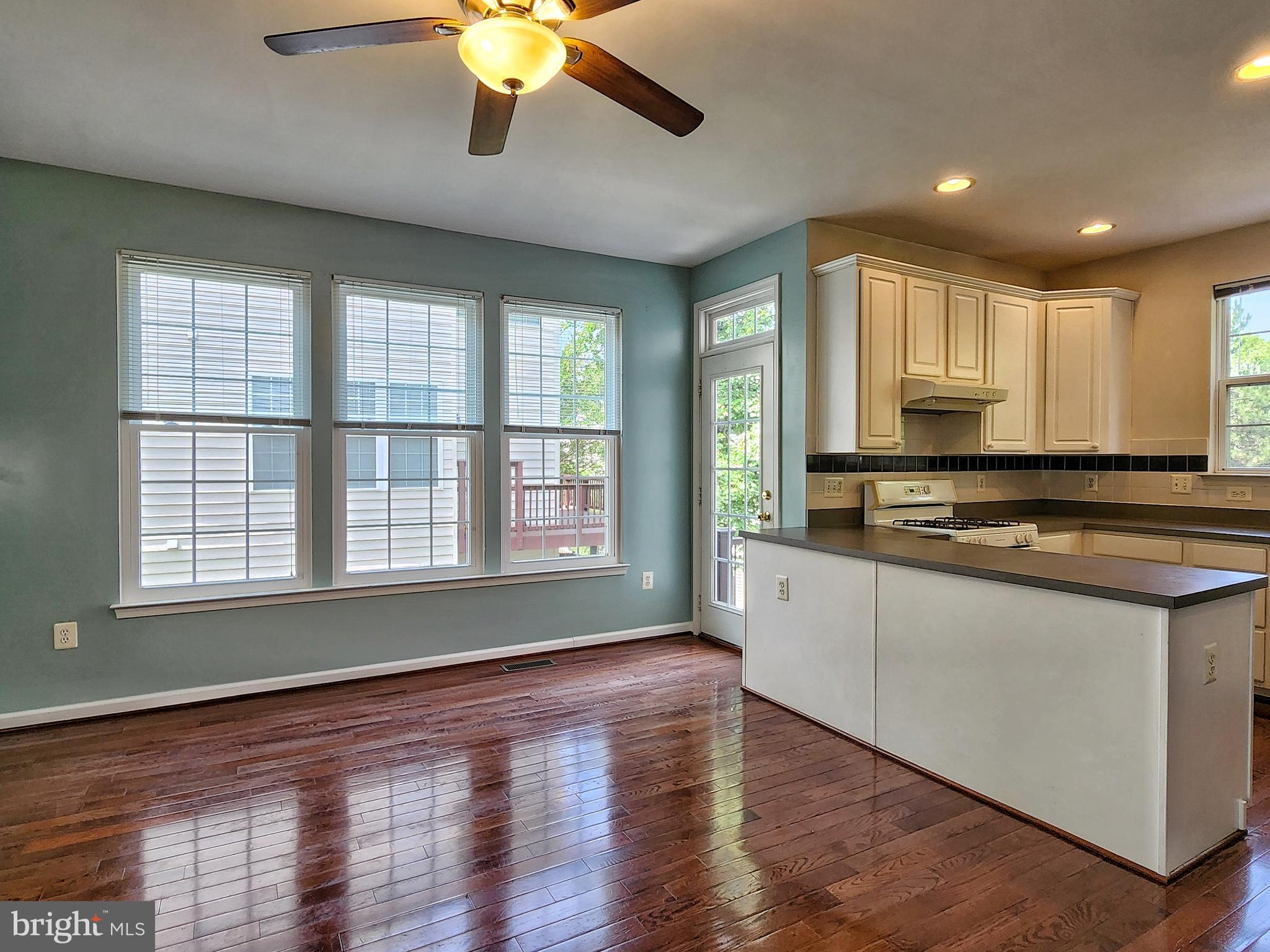 DEERFIELD RIDGE - Residential