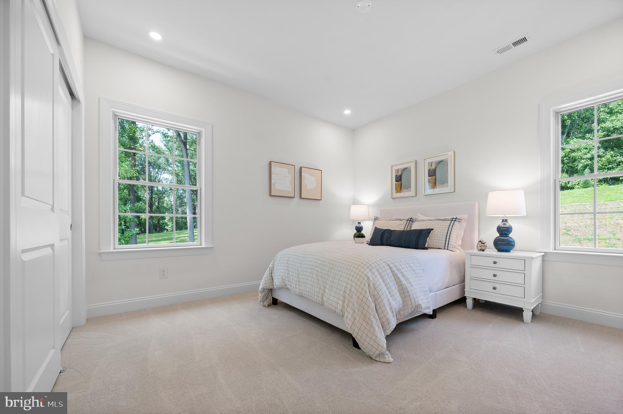 VILLAGE OF FOUR SEASONS - Residential