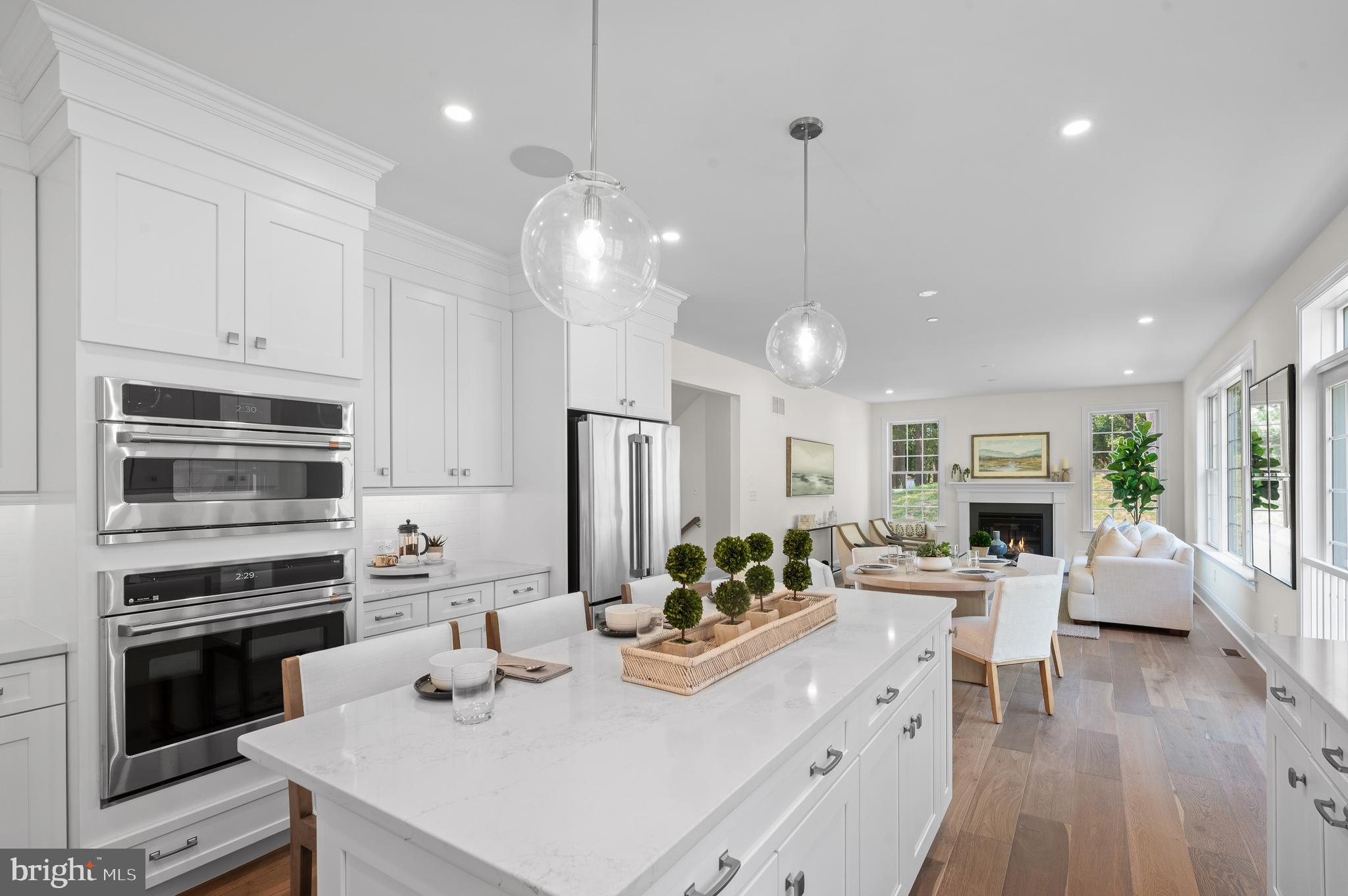 VILLAGE OF FOUR SEASONS - Residential