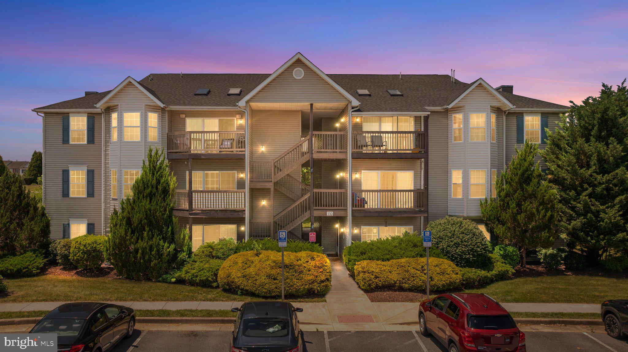 Welcome home to this fully renovated (right down to the studs) penthouse condo. No other one like it for under $300k in Frederick County!  Updated completely - New gas furnace and HVAC, new flooring throughout. Custom gas fireplace with stone. All neutrally painted throughout. Custom molding. This home is impeccably designed and decorated throughout.  BONUS - you can purchase fully furnished for $329,000. Move in/turn key - would be an awesome investment or purchase for your Shenandoah University student.  The kitchen has granite, upgraded cabinetry with soft close features, new stainless steel appliances.  This home shows like it's in Loudoun County, but for Frederick County prices!