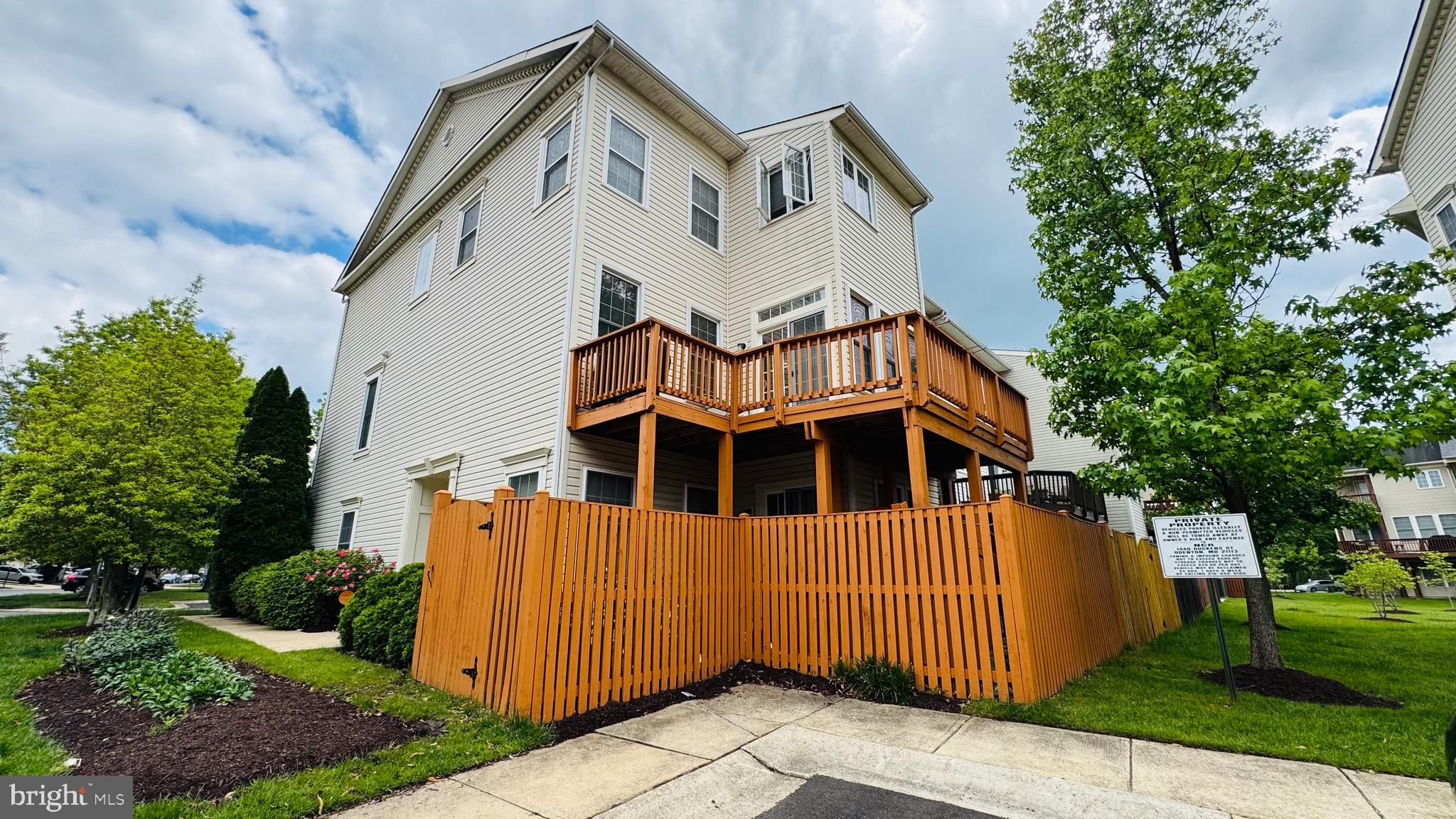 CROFTON FARMS - Residential Lease