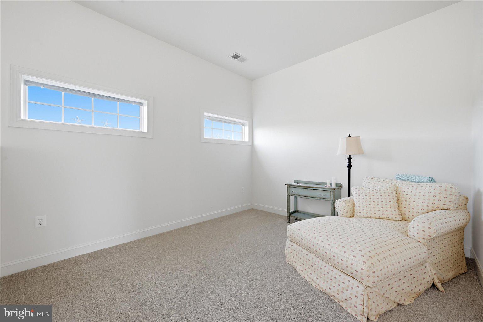 HEATHER KNOLLS - Residential