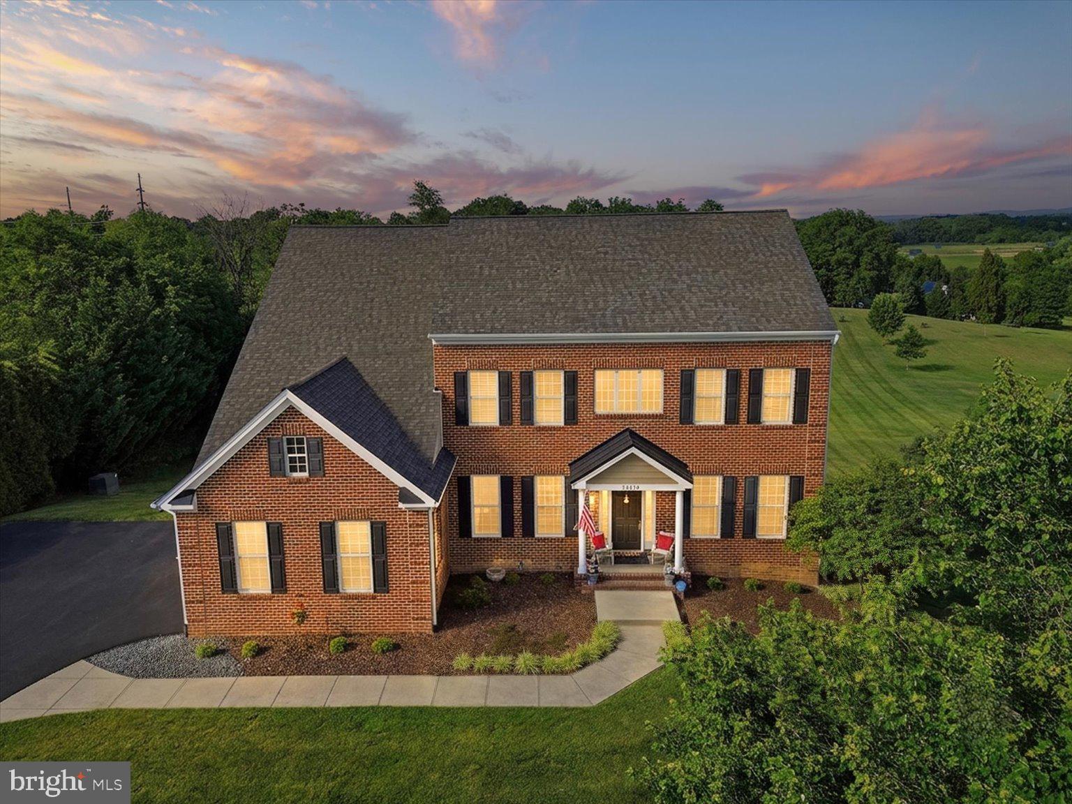HEATHER KNOLLS - Residential