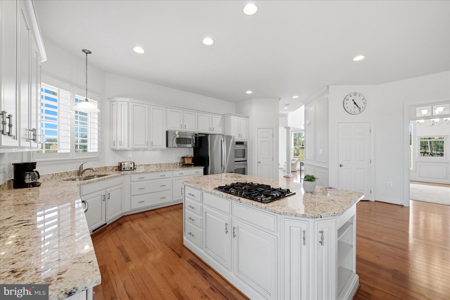 HEATHER KNOLLS - Residential