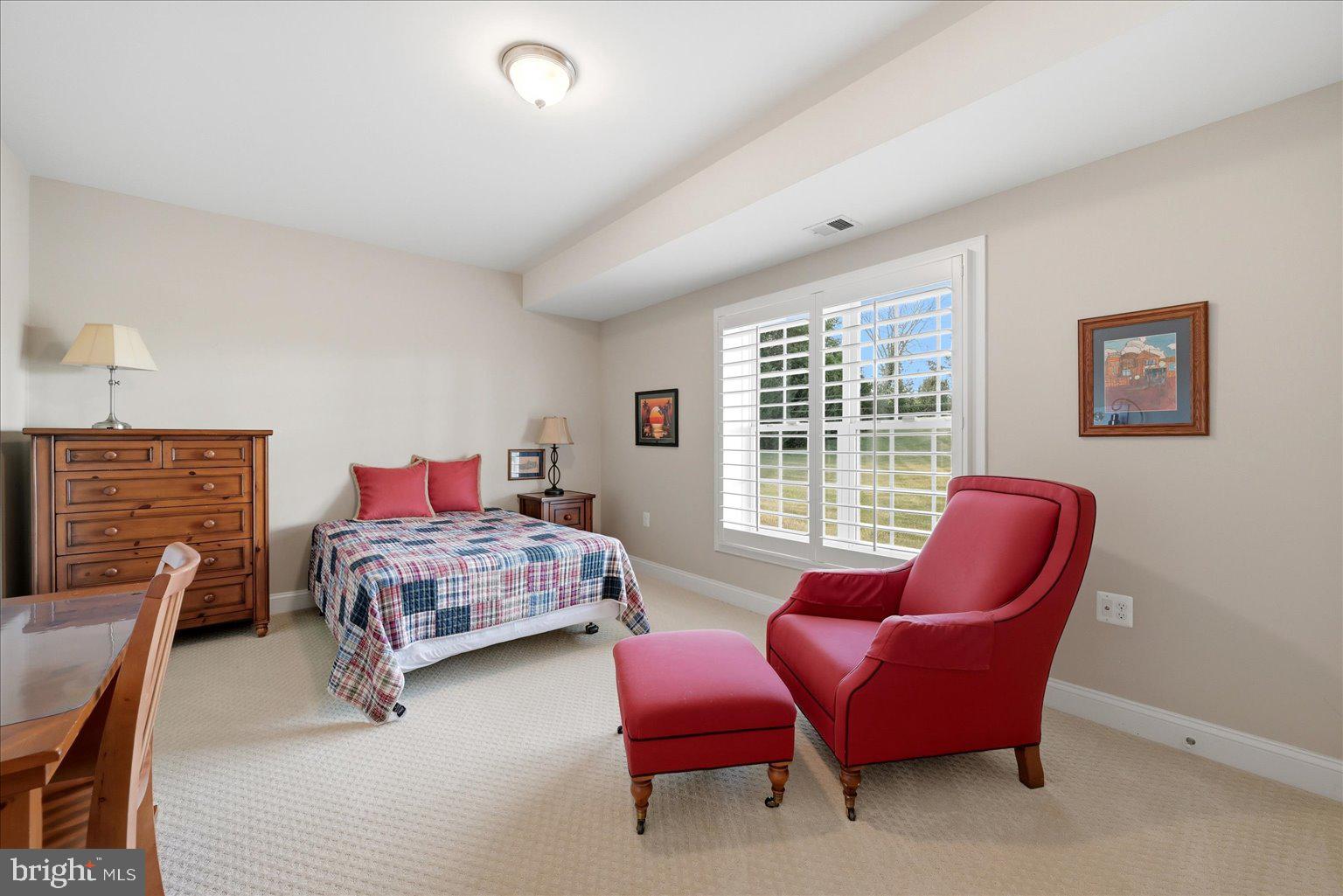 HEATHER KNOLLS - Residential