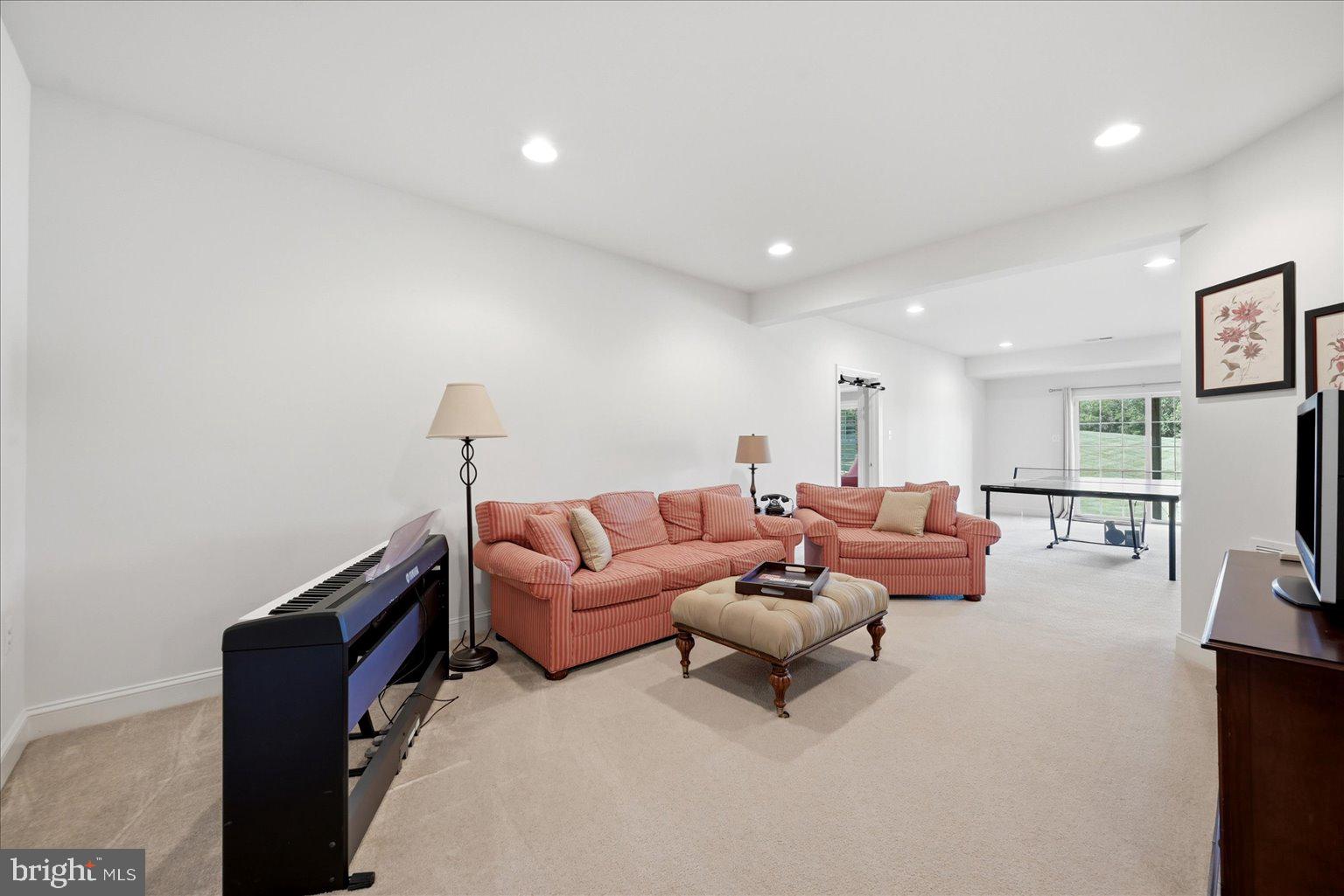 HEATHER KNOLLS - Residential