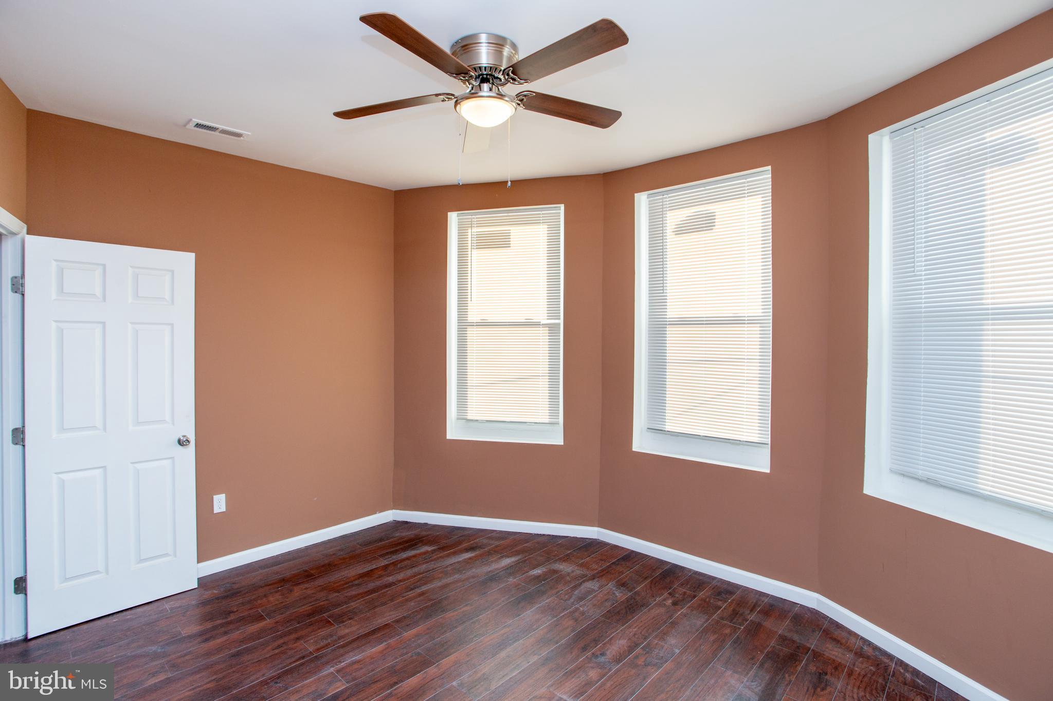 PARKSIDE - Residential