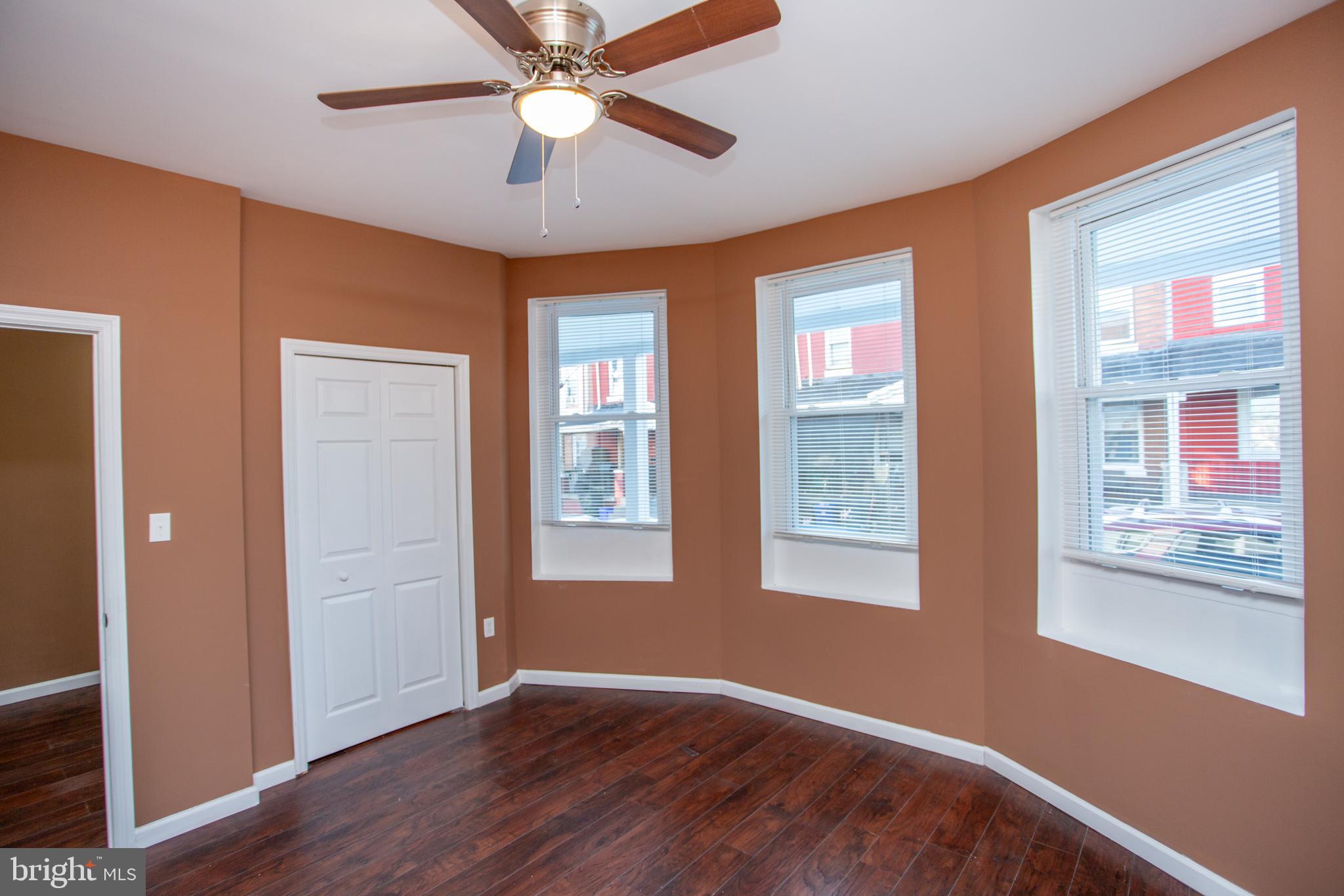 PARKSIDE - Residential