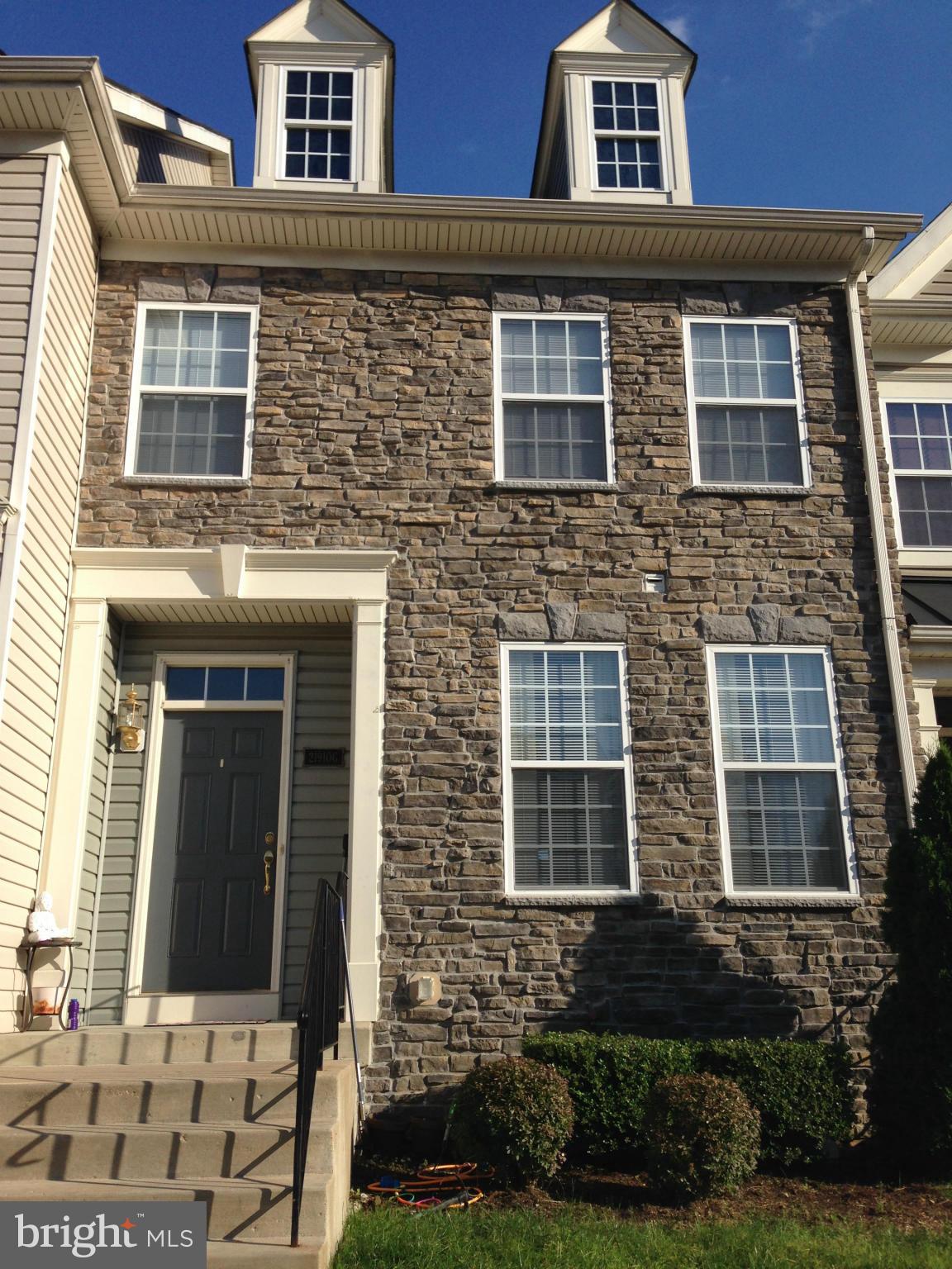 Available for lease  3 bedroom 3.5 bath's town home has three finished levels. Large open living, dining and kitchen area. Space in basement for addition living, office or recreational area. Plenty of storage walk out basement with a fenced back lot. Wilkinson Property Mgmt.